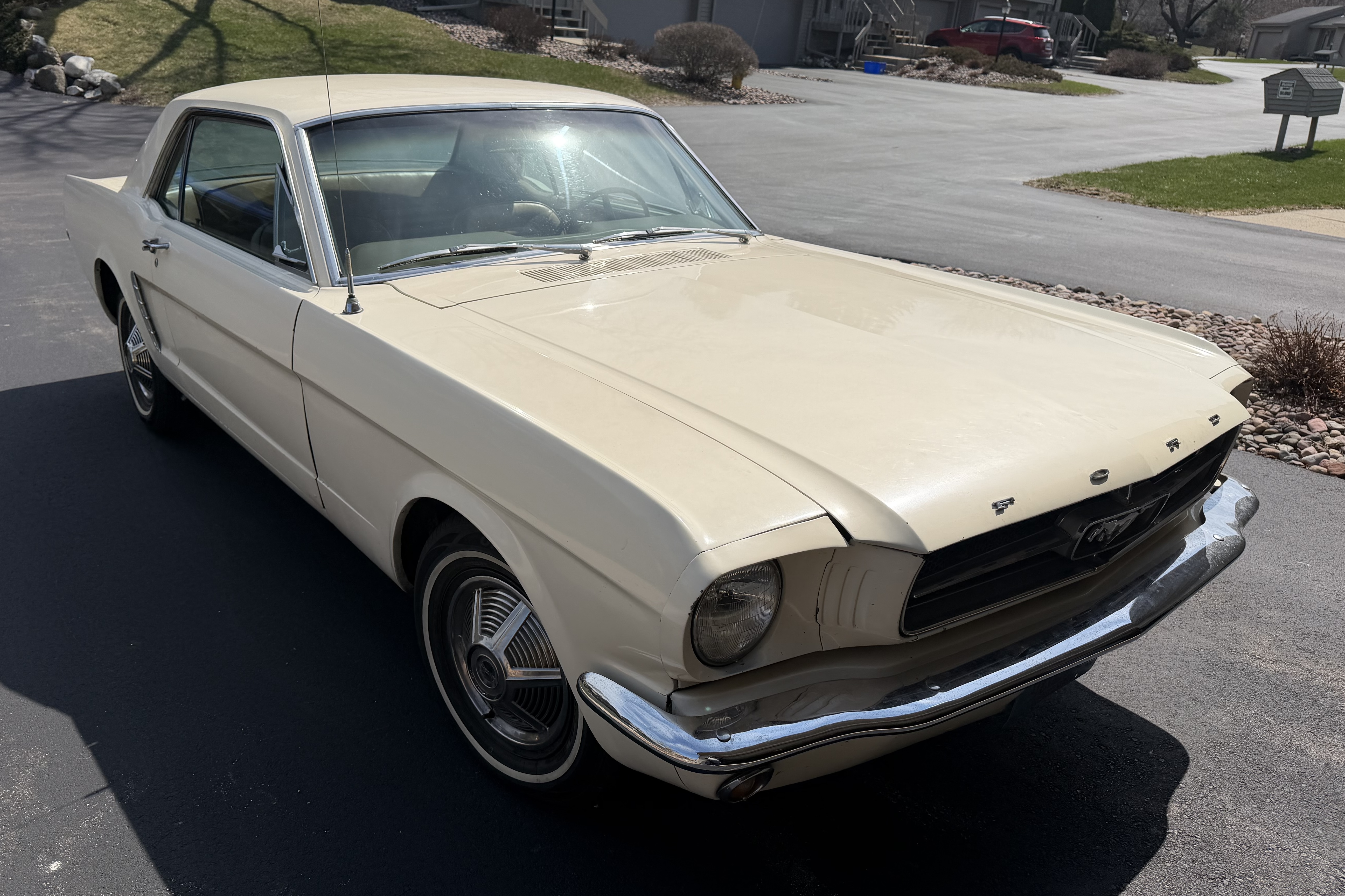 39-Years-Owned 1964.5 Ford Mustang Coupe 260