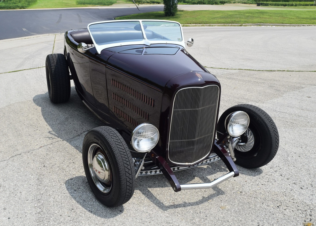 350-Powered 1932 Ford Hi-Boy Roadster Hot Rod 4-Speed