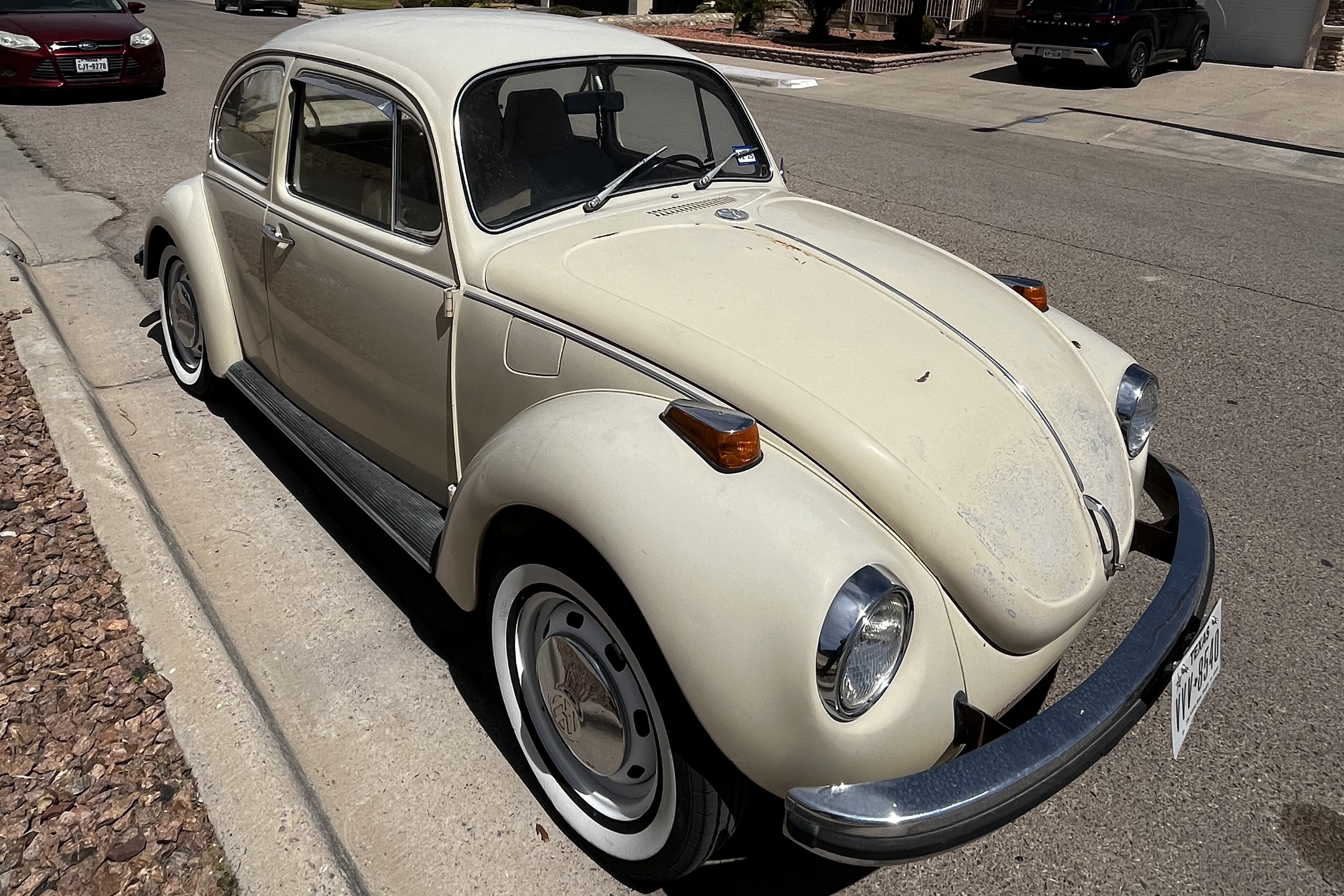 1971 Volkswagen Super Beetle Automatic Stickshift