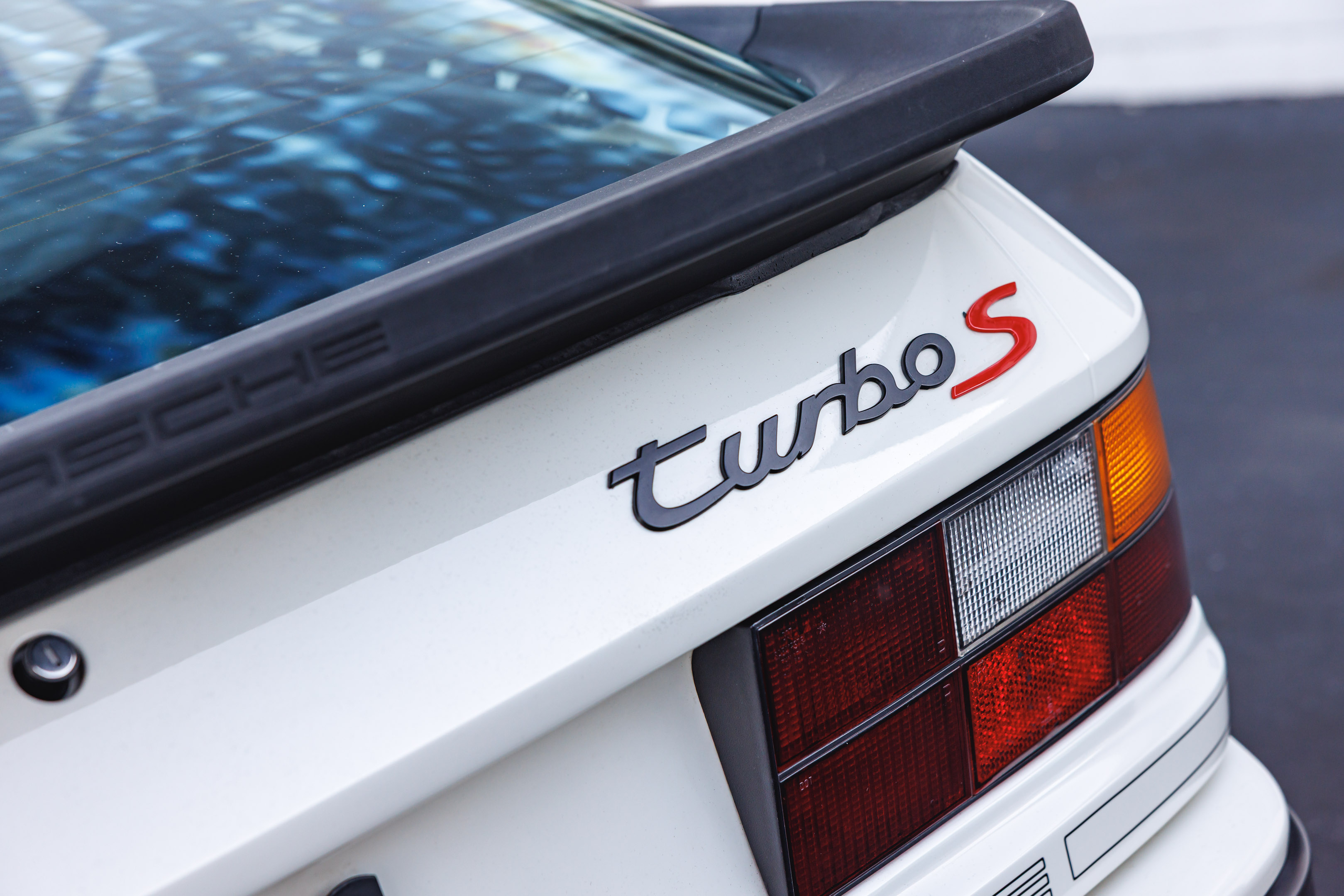 1989-Porsche-944TurboS-102