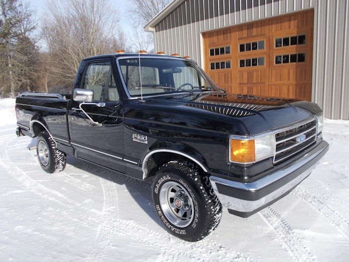 23k-Mile 1989 Ford F-150 XLT Lariat