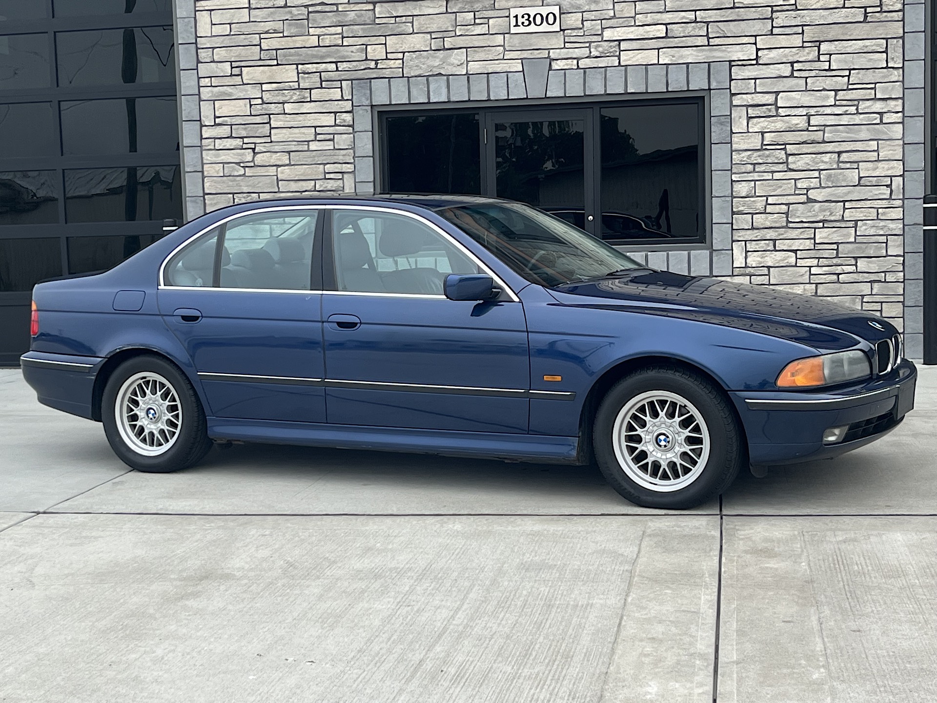 Single-Owner 1999 BMW 528i