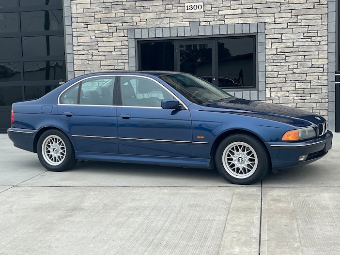 Single-Owner 1999 BMW 528i