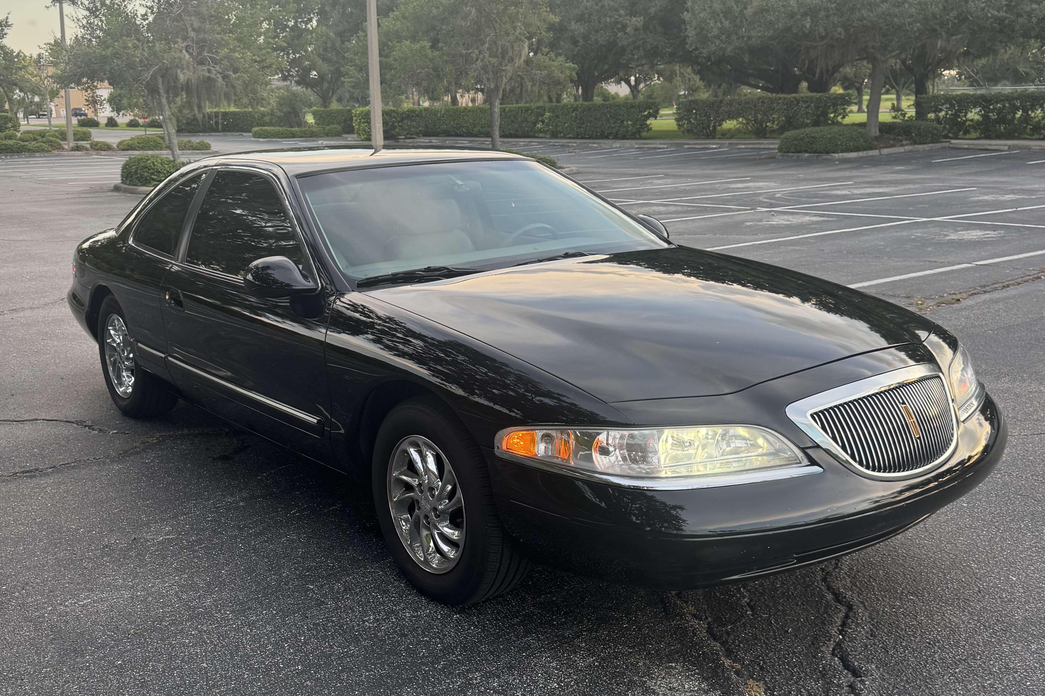 19k-Mile 1998 Lincoln Mark VIII