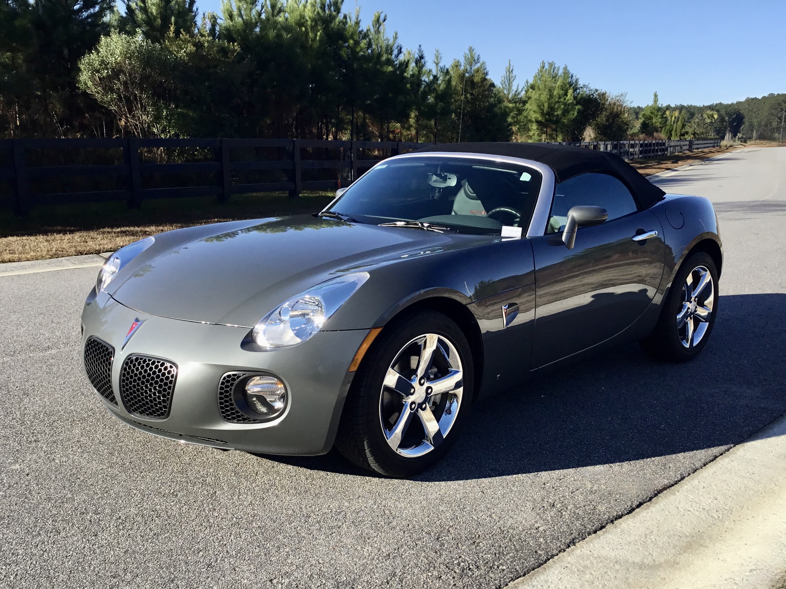 2,800-Mile 2008 Pontiac Solstice GXP 5-Speed