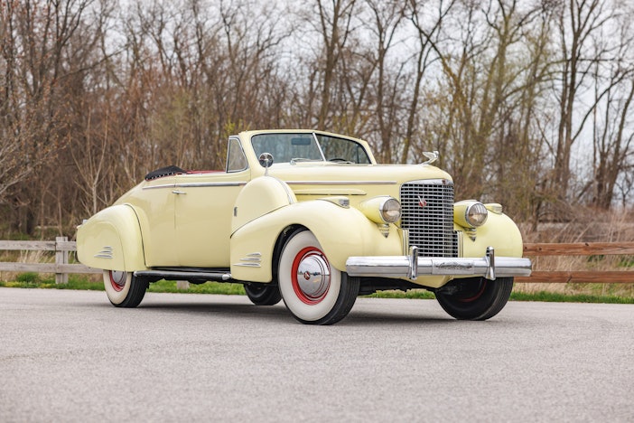 1938 Cadillac Series 90 V16 Convertible Coupe