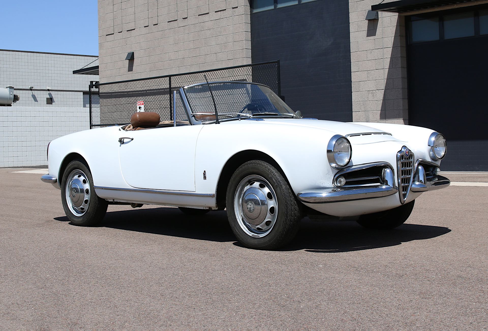2.0L-Powered 1963 Alfa Romeo Giulia Spider for sale | Hagerty
