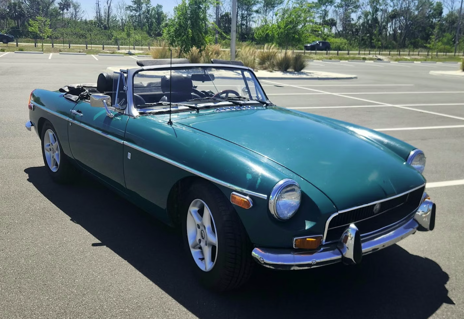42-Years-Family-Owned 1972 MG MGB Roadster