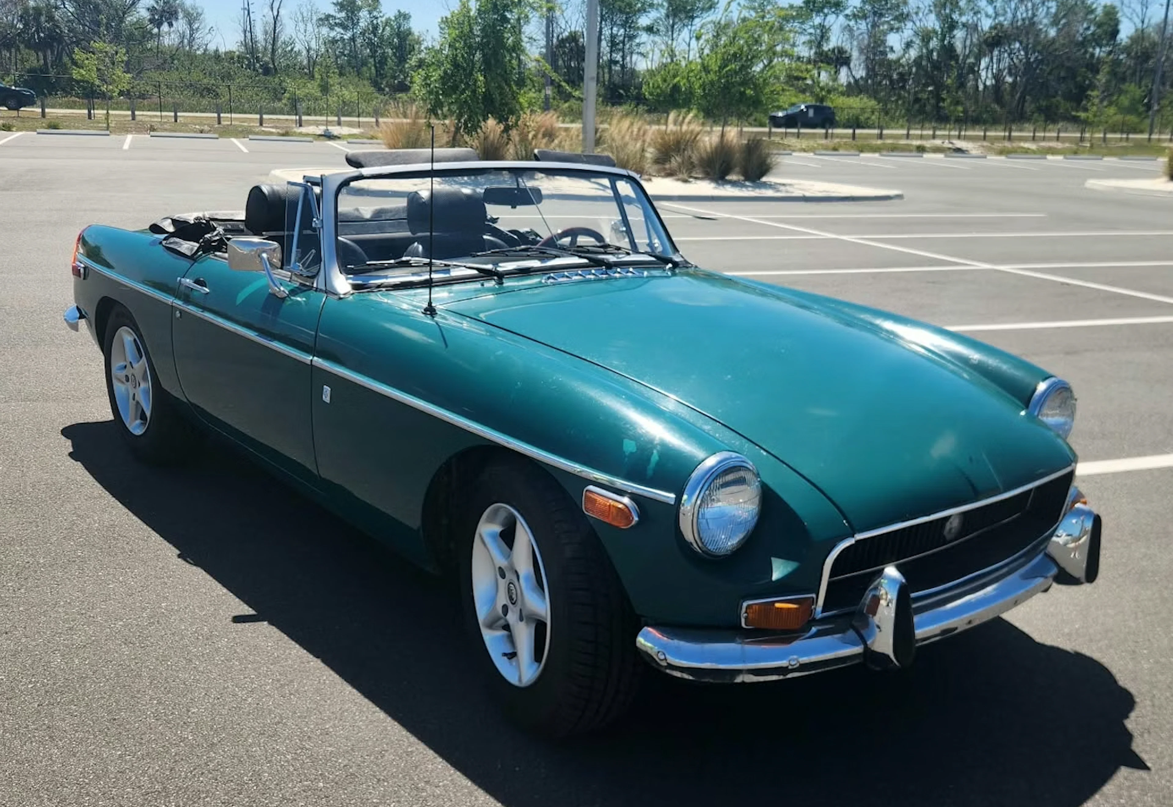 42-Years-Family-Owned 1972 MG MGB Roadster
