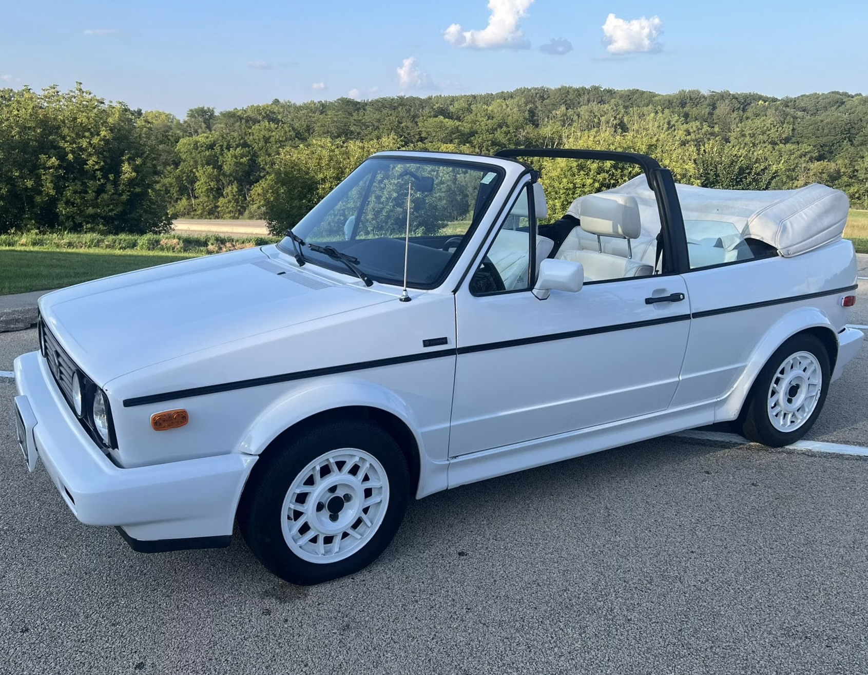1990 Volkswagen Cabriolet Boutique