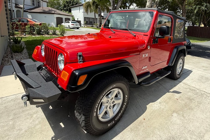 36k-Mile 2006 Jeep Wrangler X 4.0 6-Speed