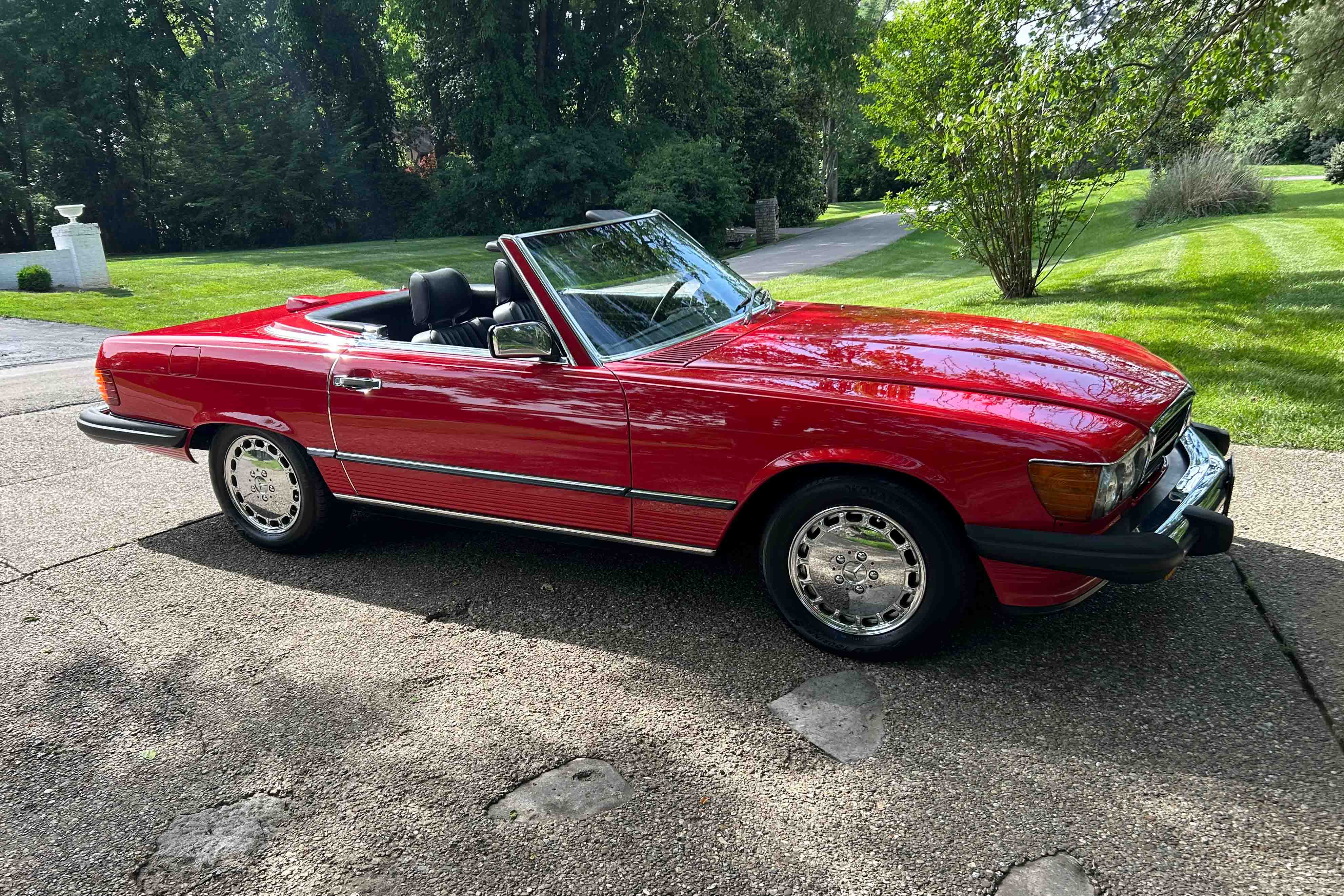 1986 Mercedes-Benz 560SL 
