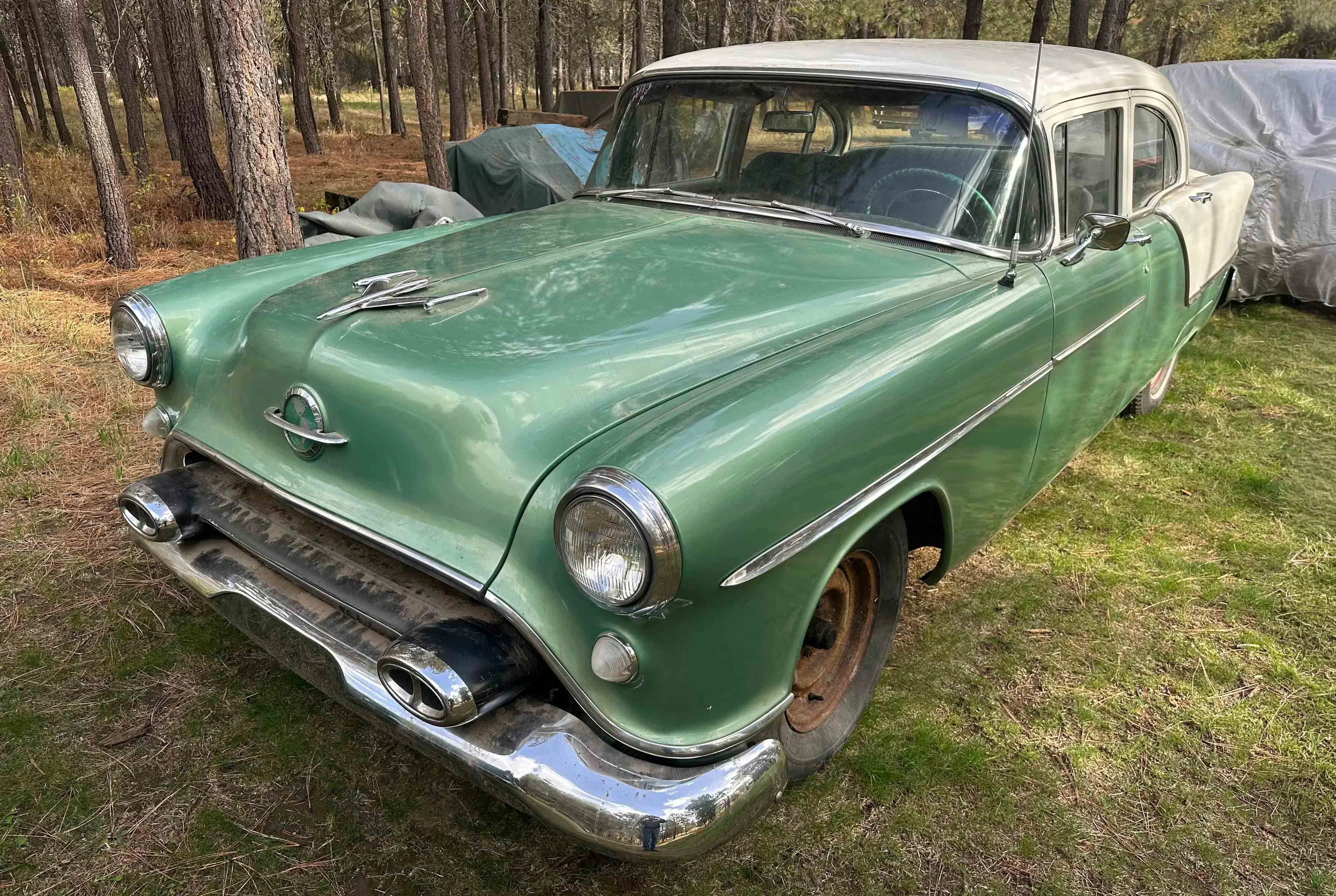 1954 Oldsmobile 88 Deluxe Sedan