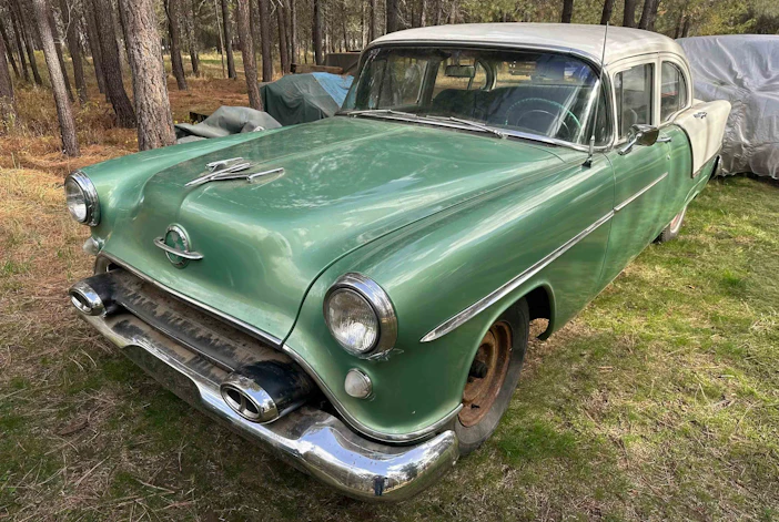 1954 Oldsmobile 88 Deluxe Sedan
