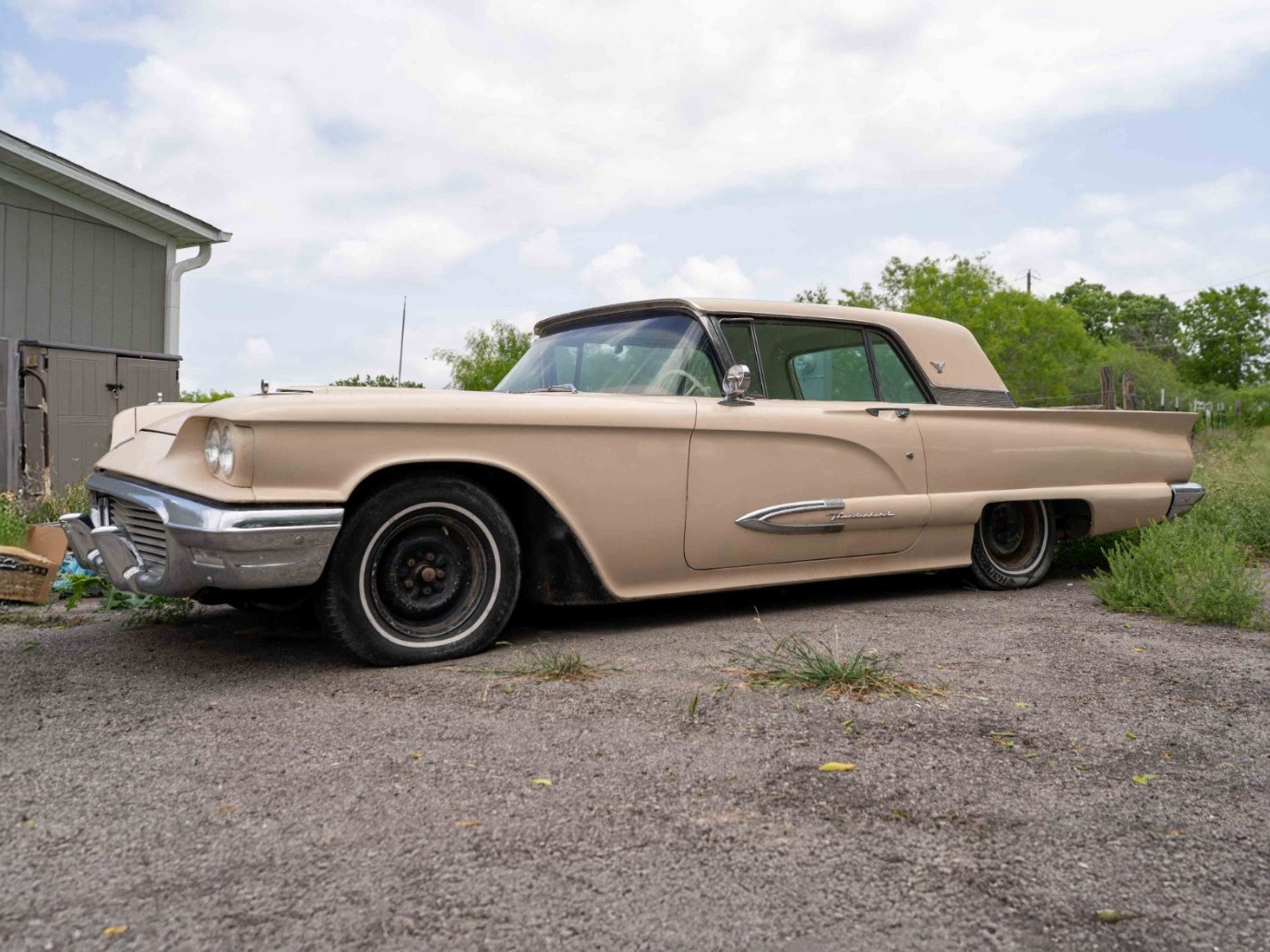 Project 1959 Ford Thunderbird Hardtop