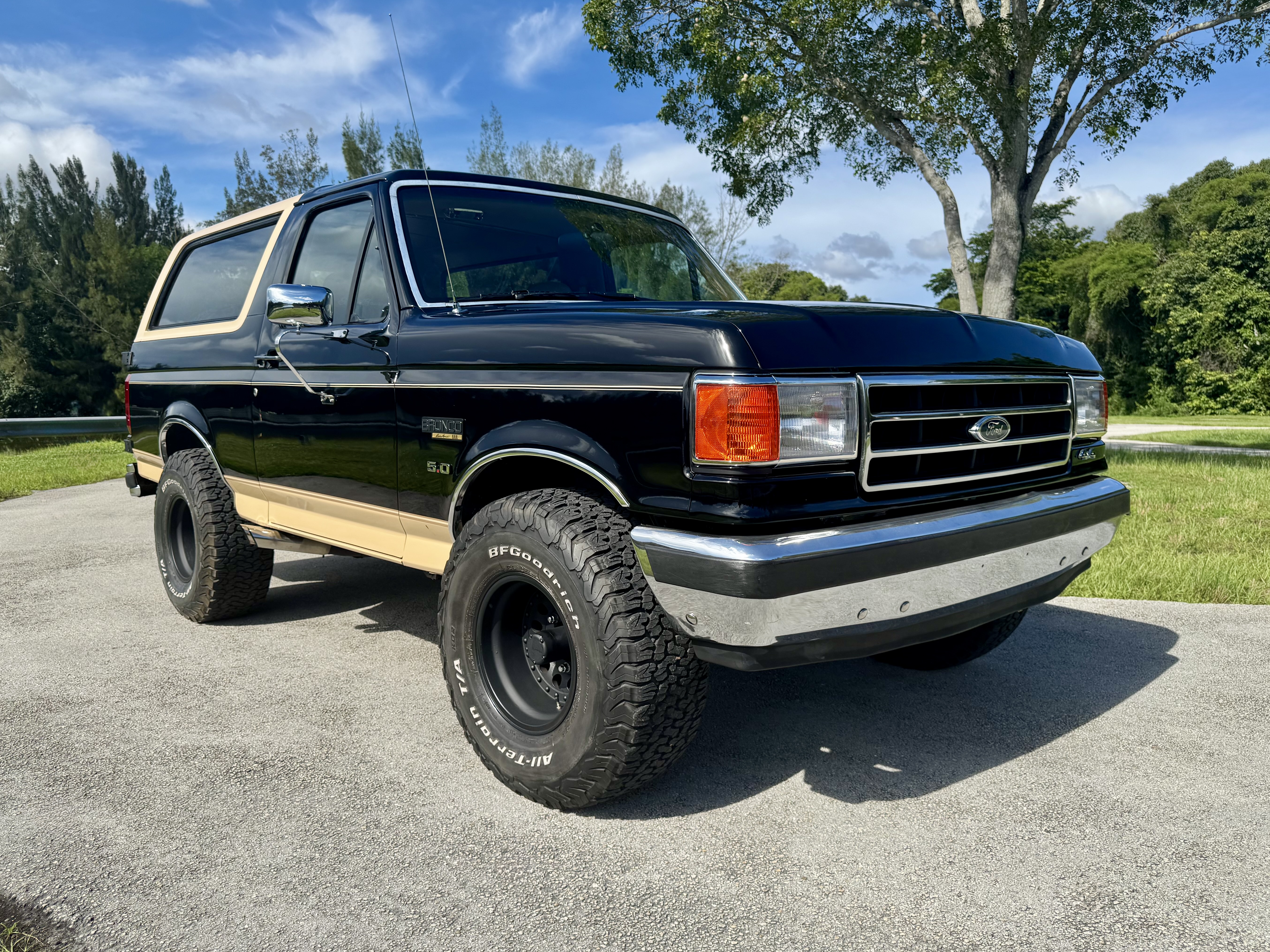 1989 Ford Bronco Eddie Bauer