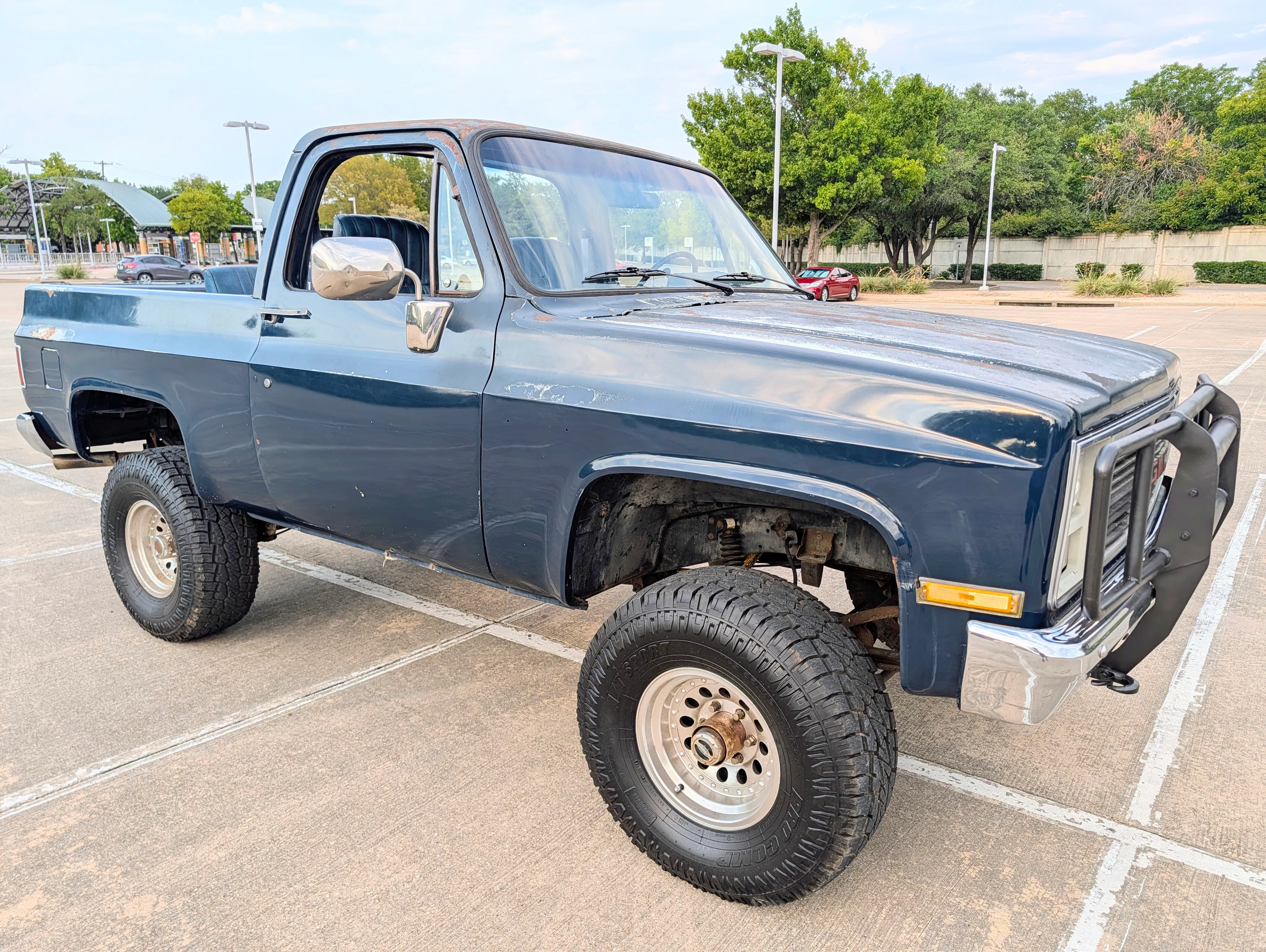 5.7L-Powered 1985 GMC Jimmy Sierra 4x4