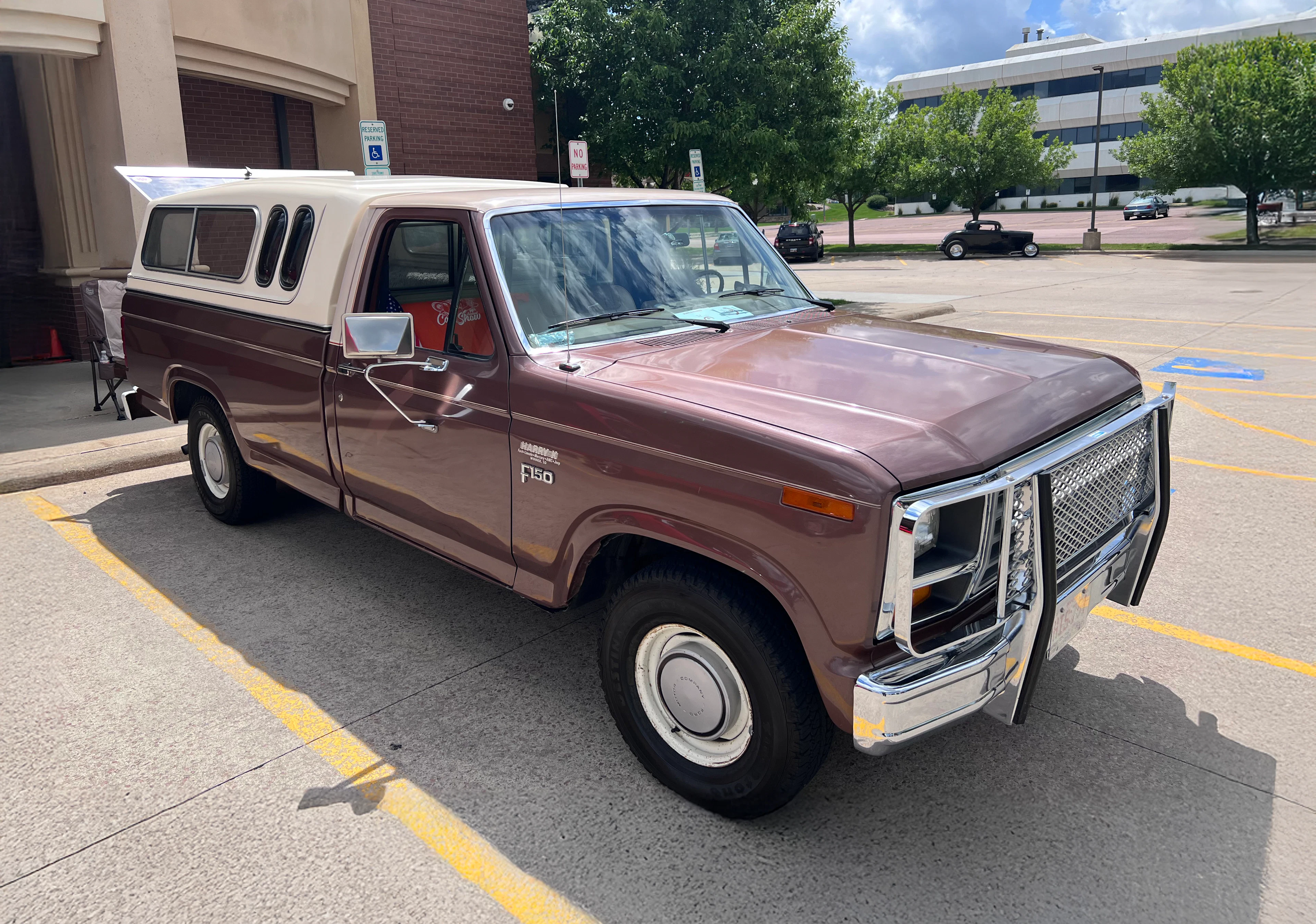 1982 Ford F-150 Styleside 5.8L