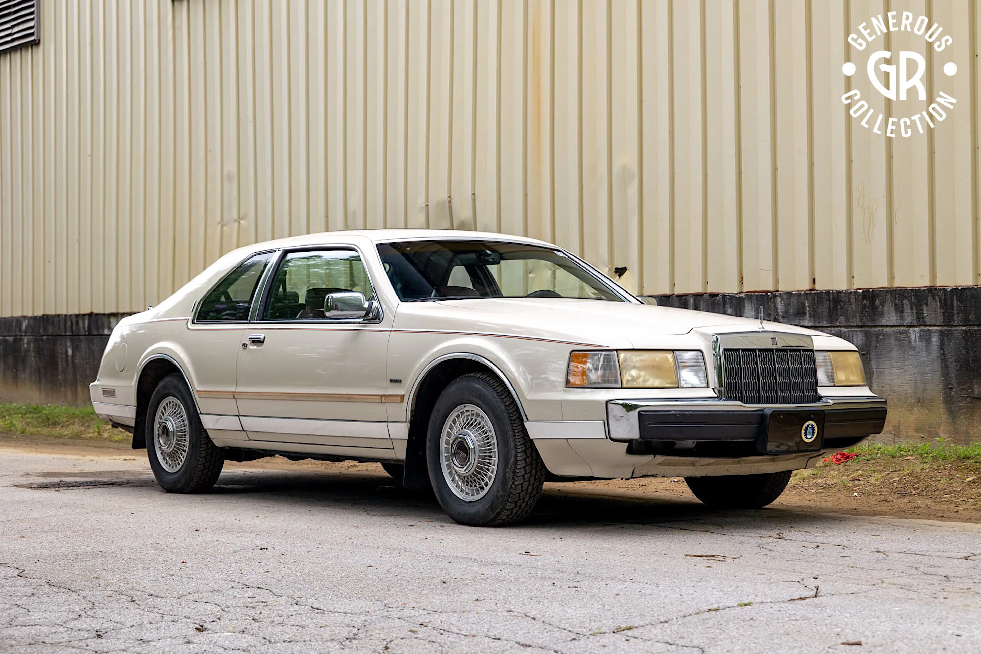 1990 Lincoln Continental Mark VII Bill Blass Edition