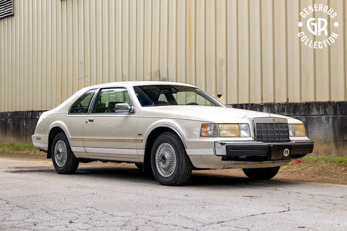 1990 Lincoln Continental Mark VII Bill Blass Edition