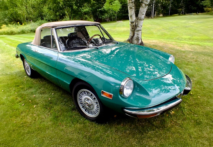 1973 Alfa Romeo 2000 Spider Veloce