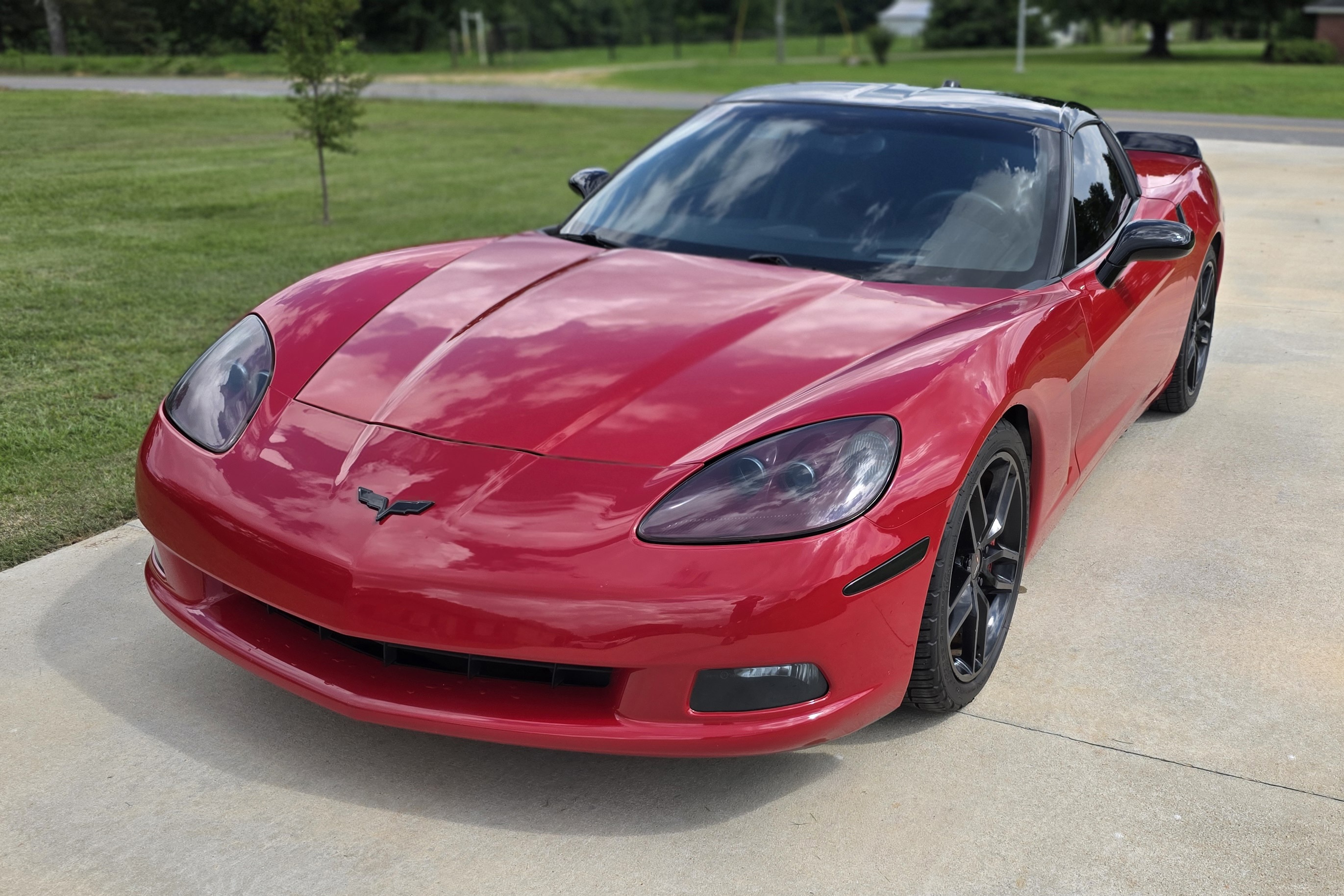2005 Chevrolet Corvette Coupe Z51 6-Speed