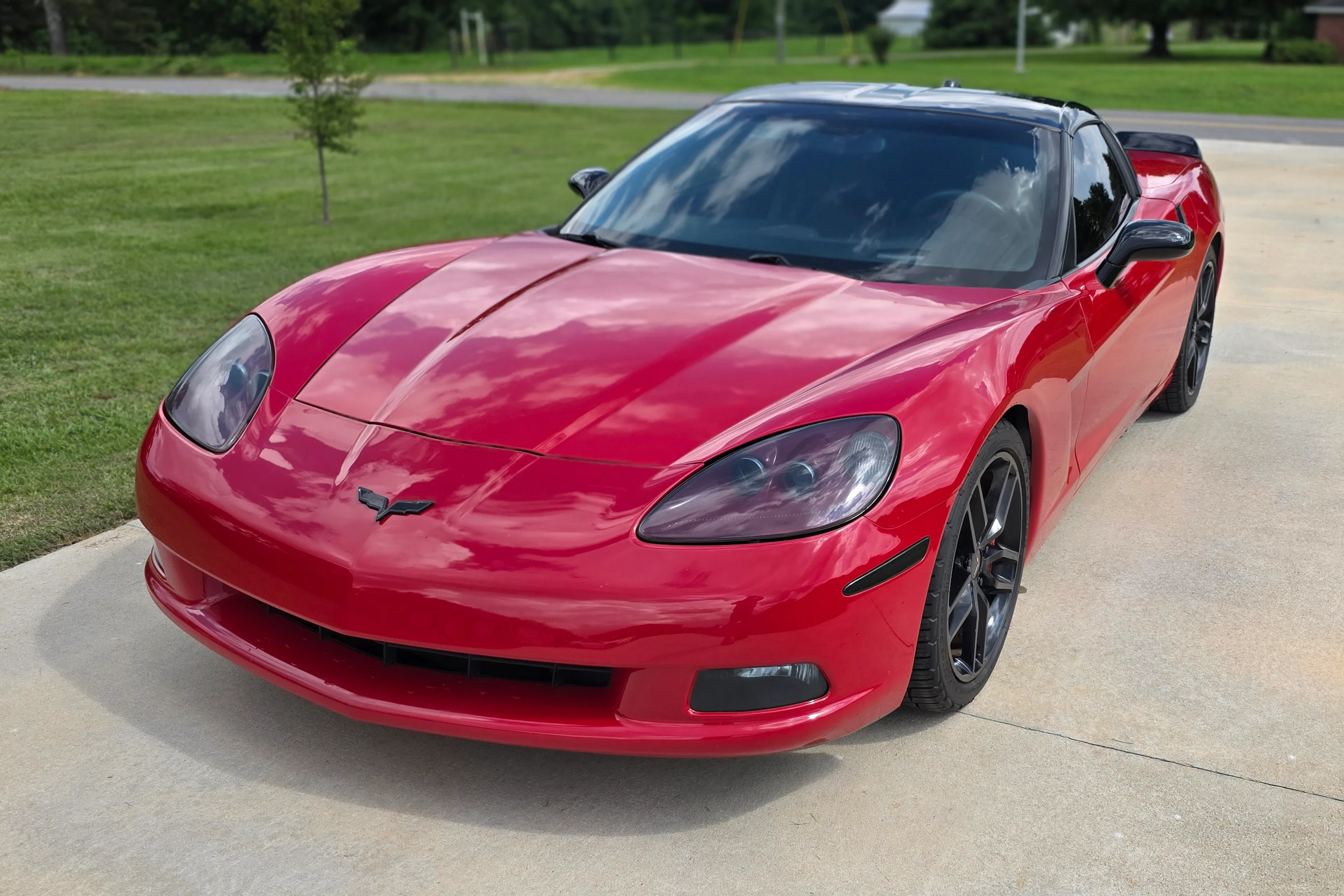 2005 Chevrolet Corvette Coupe Z51 6-Speed