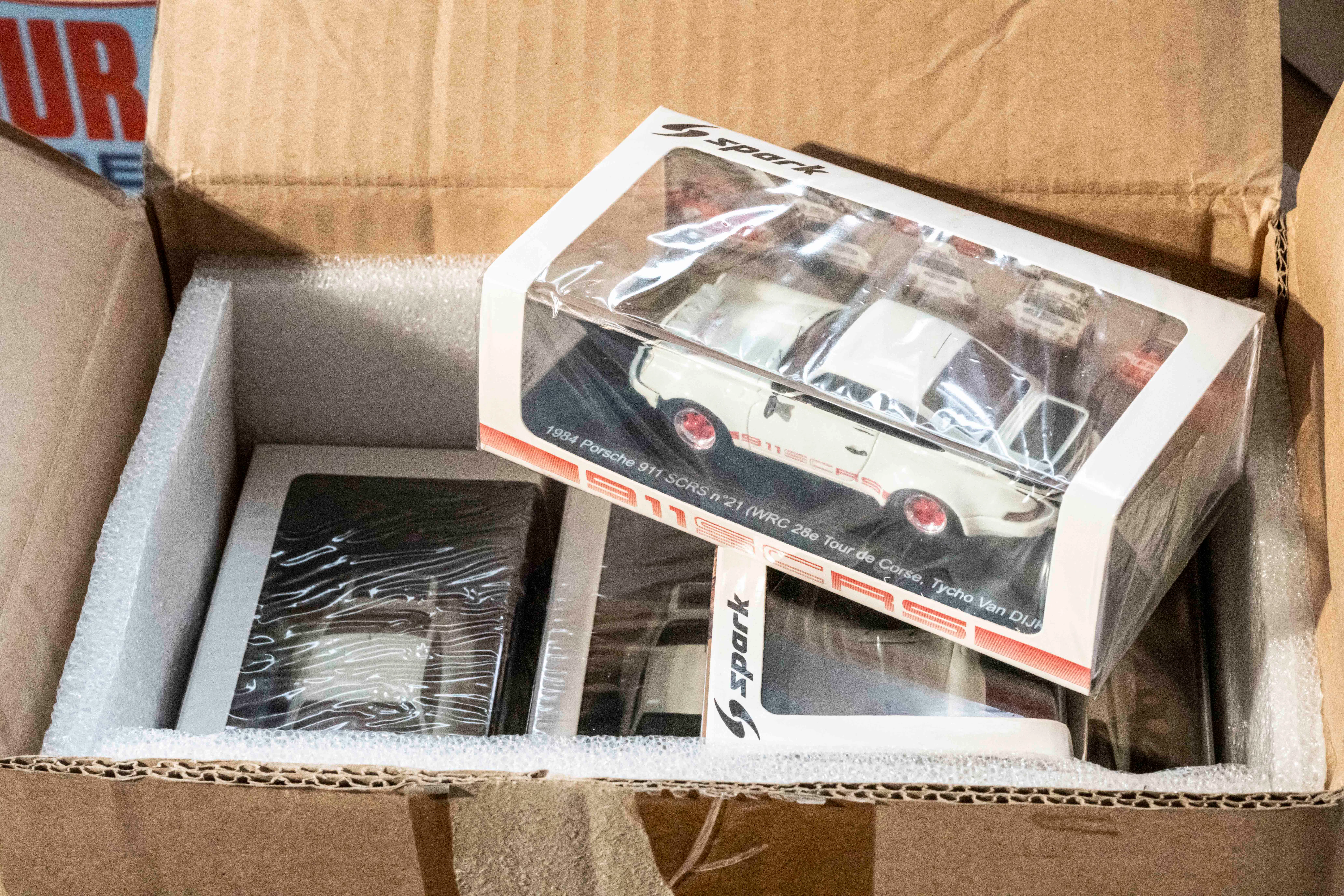 訳アリ注意！Spark 1/43 Porsche 911 SCRS ラリーカー Porsche 911 SC RS Spark 1:43 Model Collection (Lot 15) for sale