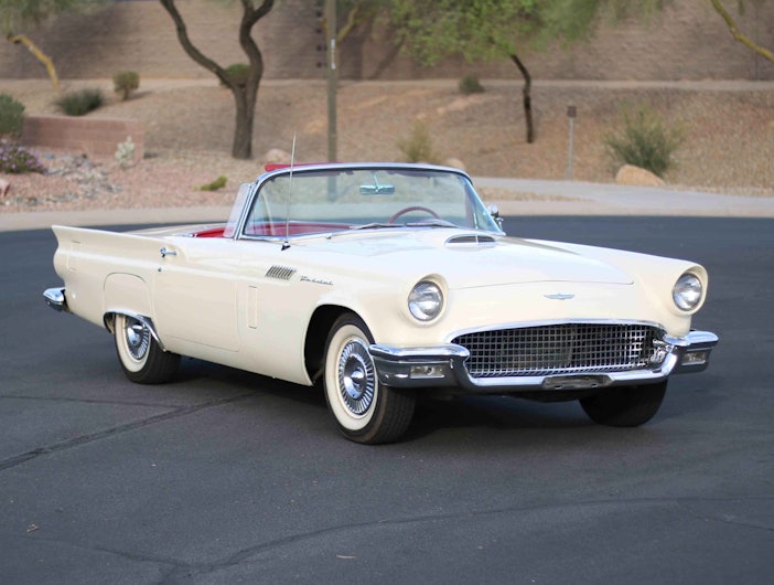 1957 Ford Thunderbird