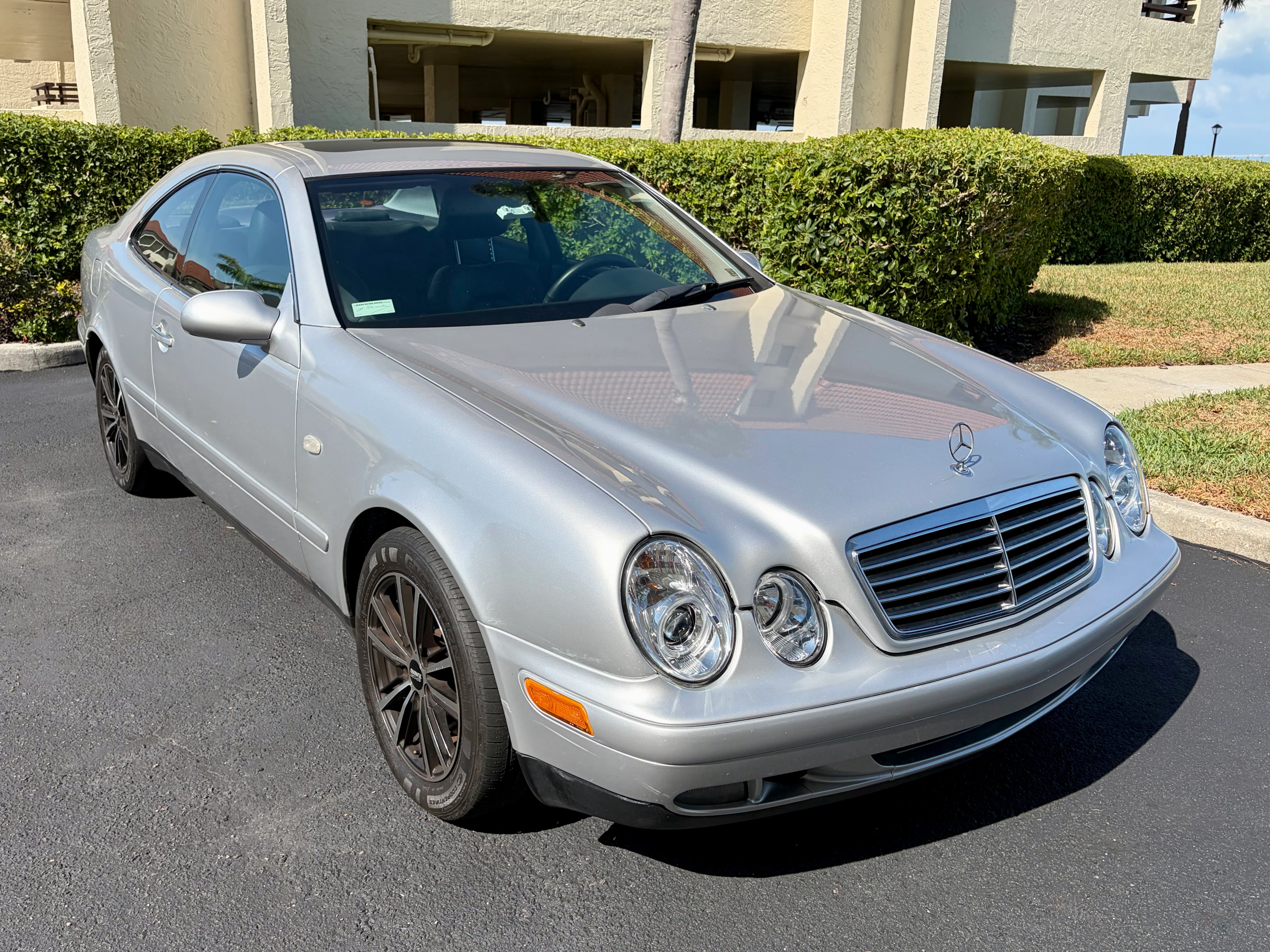 1998 Mercedes-Benz CLK320 Coupe