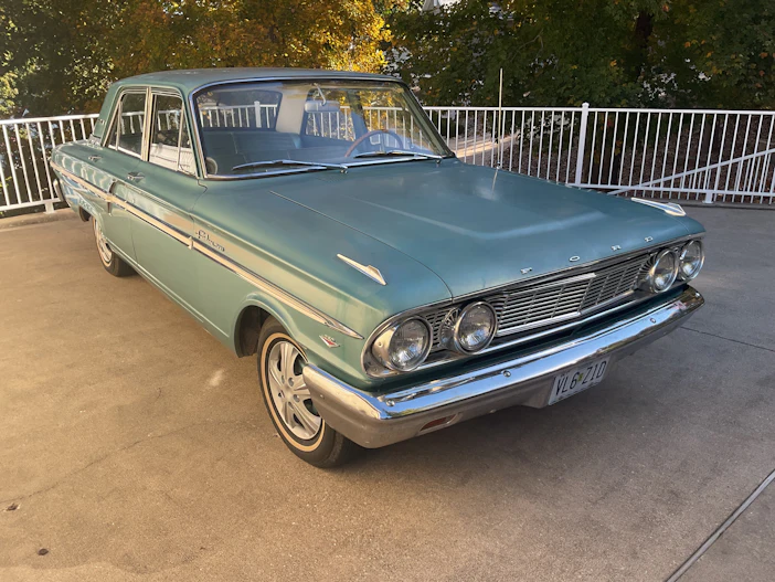 1964 Ford Fairlane 500 Town Sedan 3-Speed