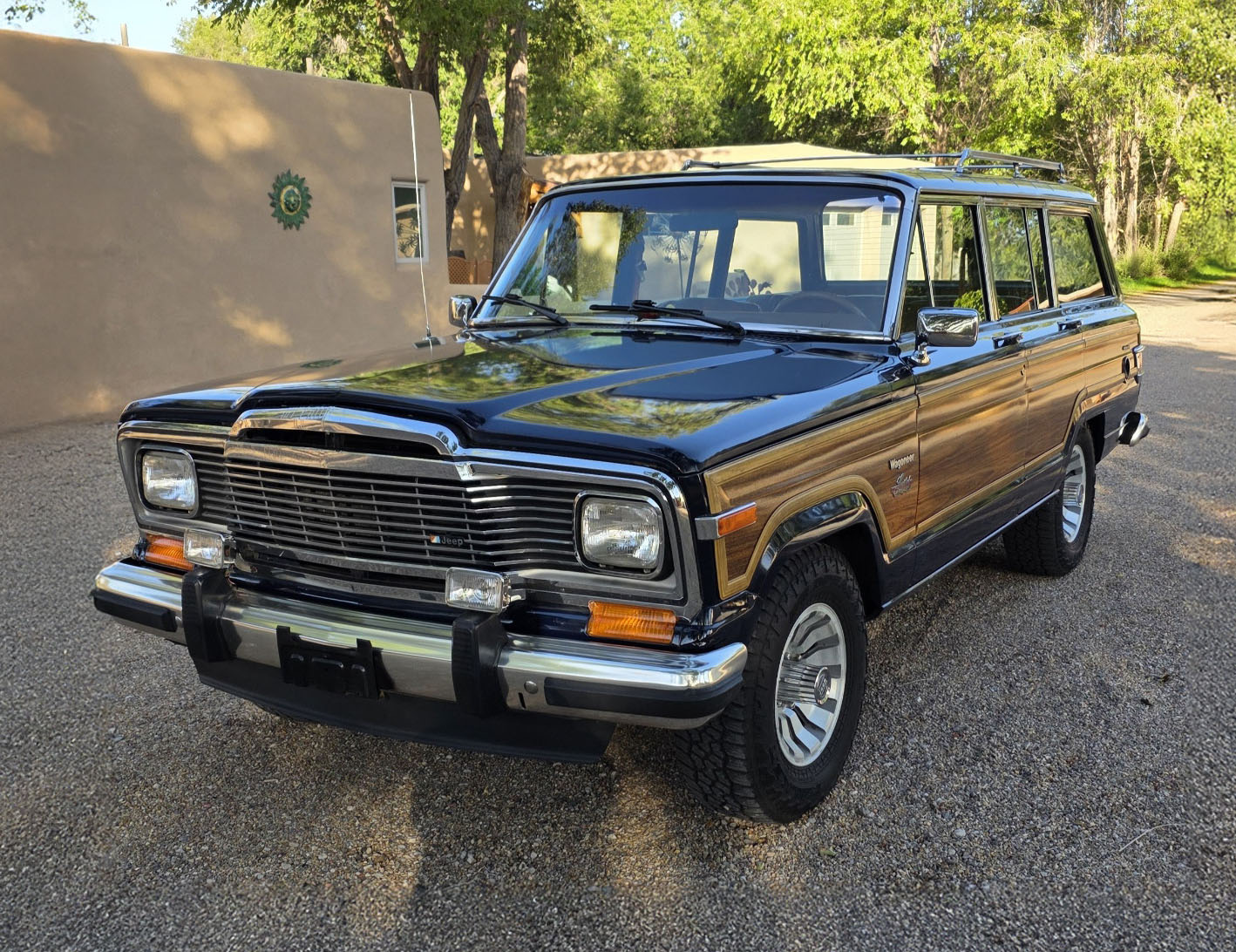 Fuel-Injected 1983 Jeep Wagoneer Limited
