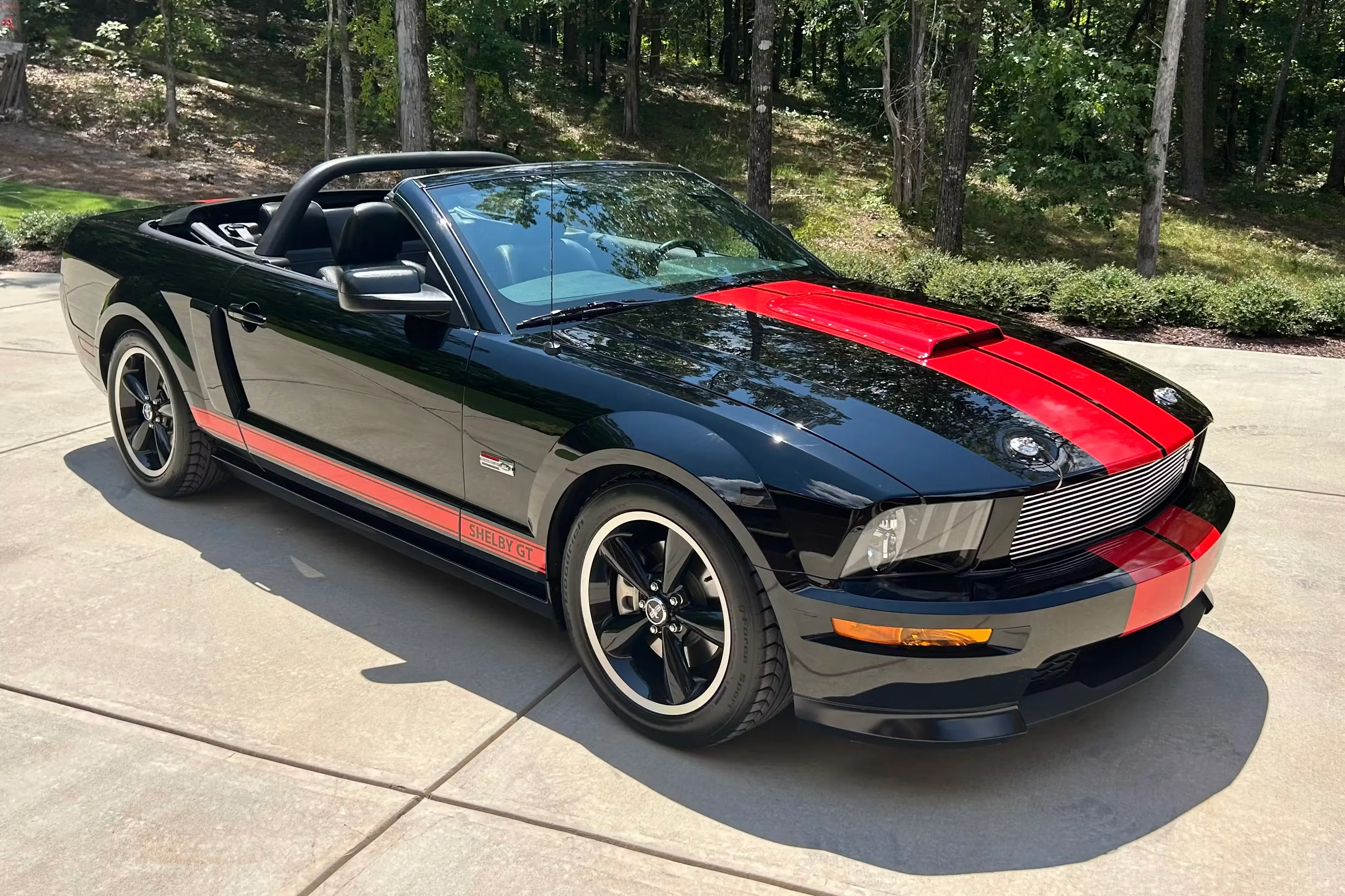 19k-Mile 2008 Ford Mustang Shelby GT Convertible Barrett-Jackson Edition