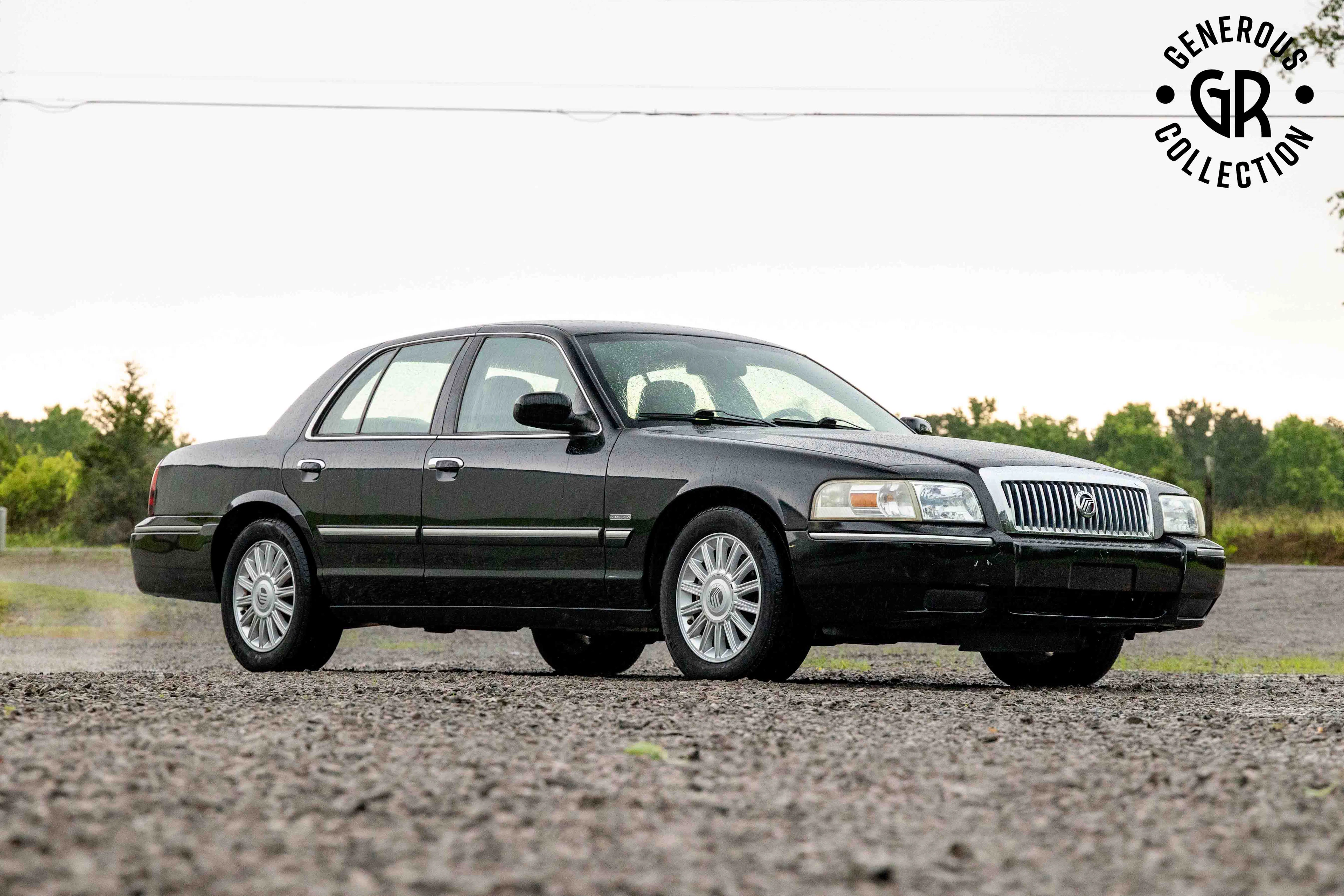 2010 Mercury Grand Marquis LS Ultimate Edition