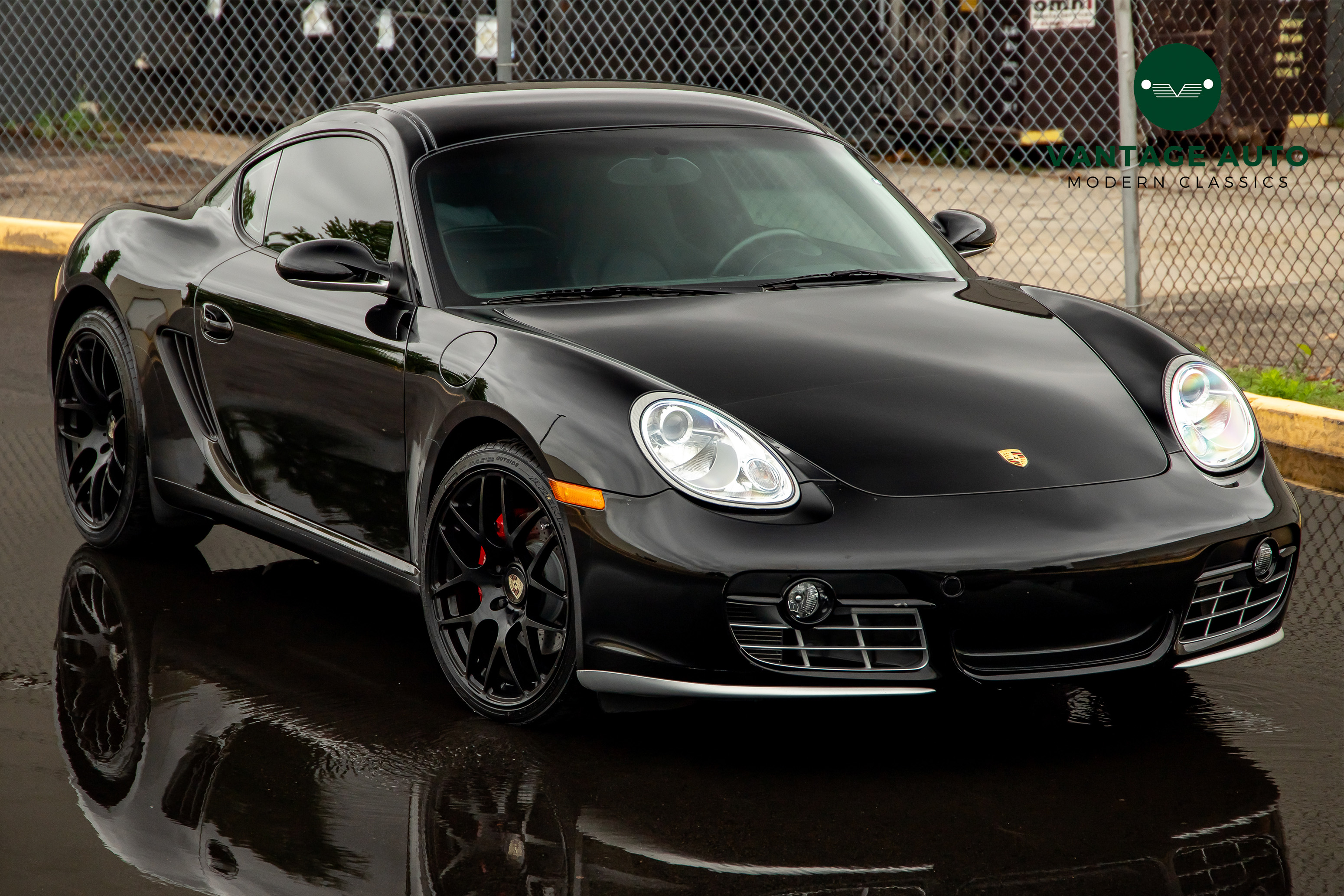 10k-Mile 2006 Porsche Cayman S 6-Speed