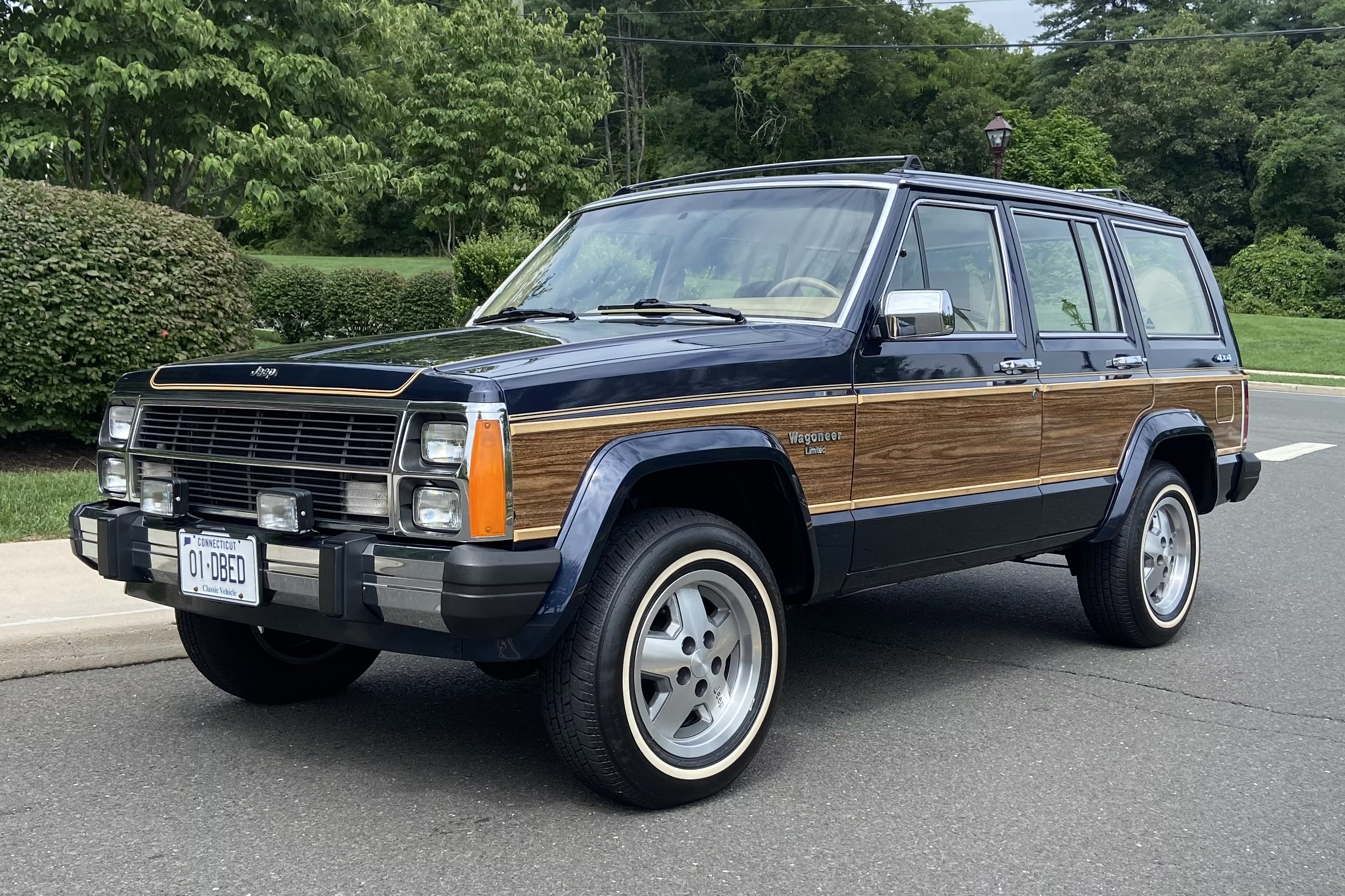 59k-Mile 1990 Jeep Wagoneer Limited 4x4