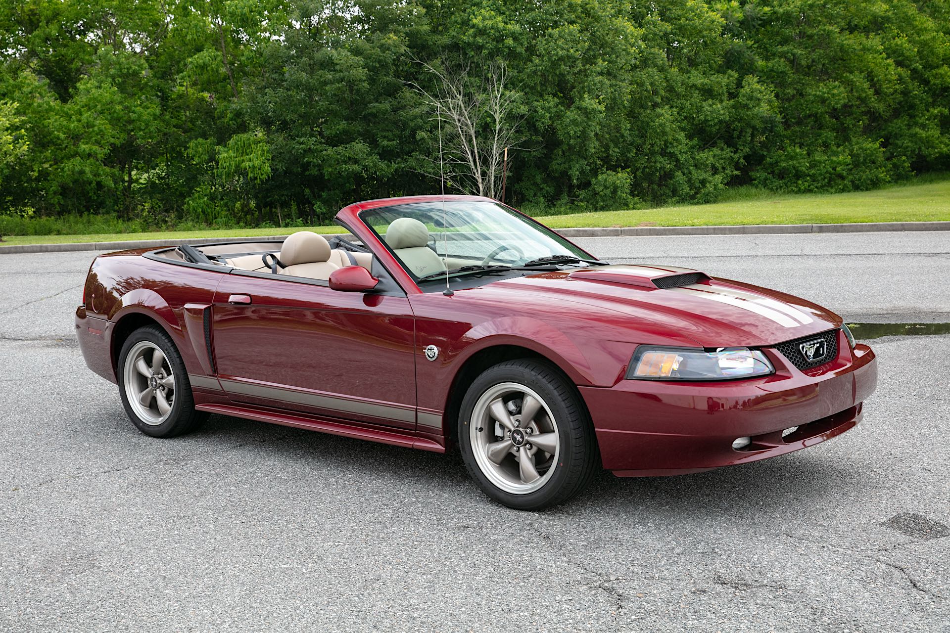 5,500-Mile 2004 Ford Mustang GT 40th Anniversary Convertible Five-Speed