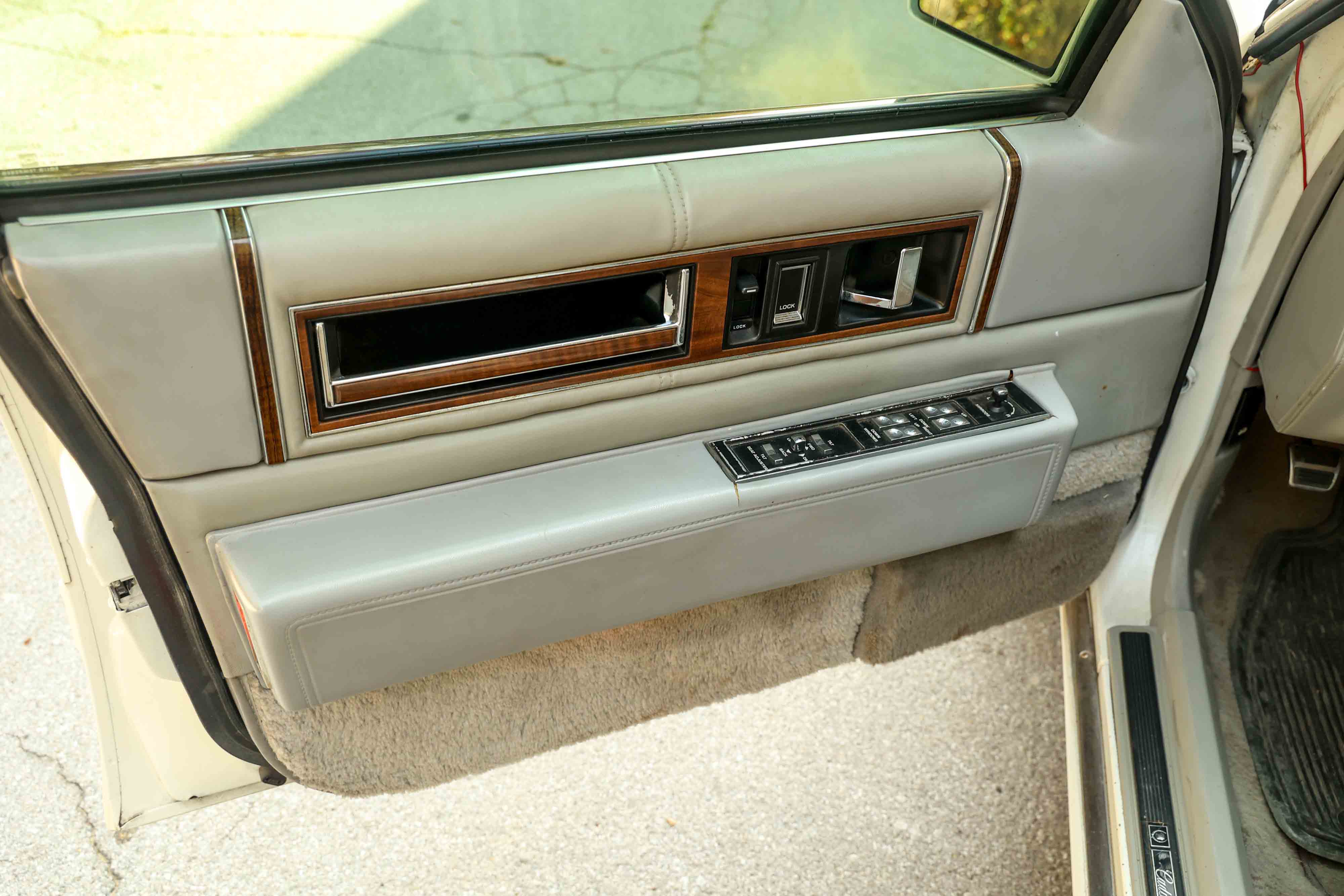 1992 Cadillac Sedan DeVille Custom Funeral Flower Car for sale