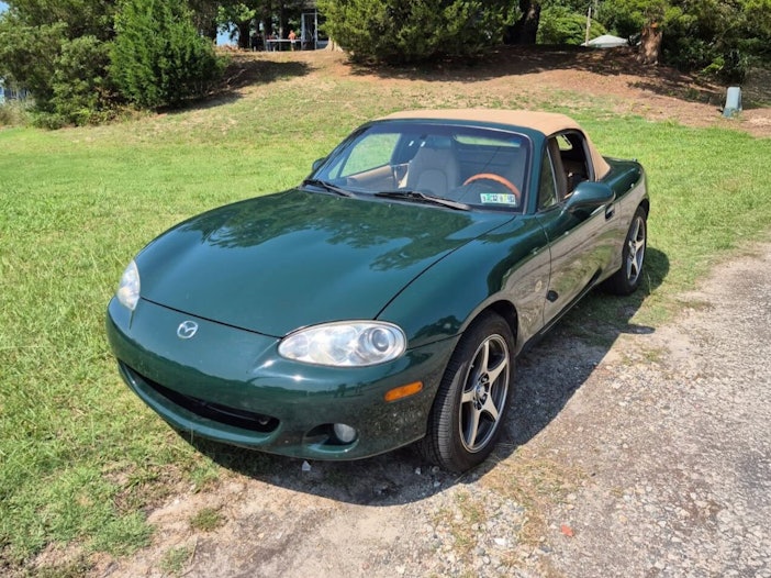 2001 Mazda MX-5 Miata Special Edition 6-Speed