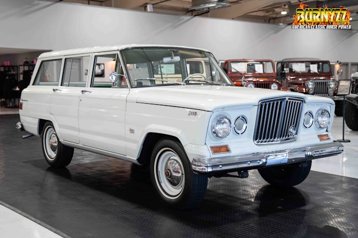 1965 Jeep Wagoneer J-100 4x4