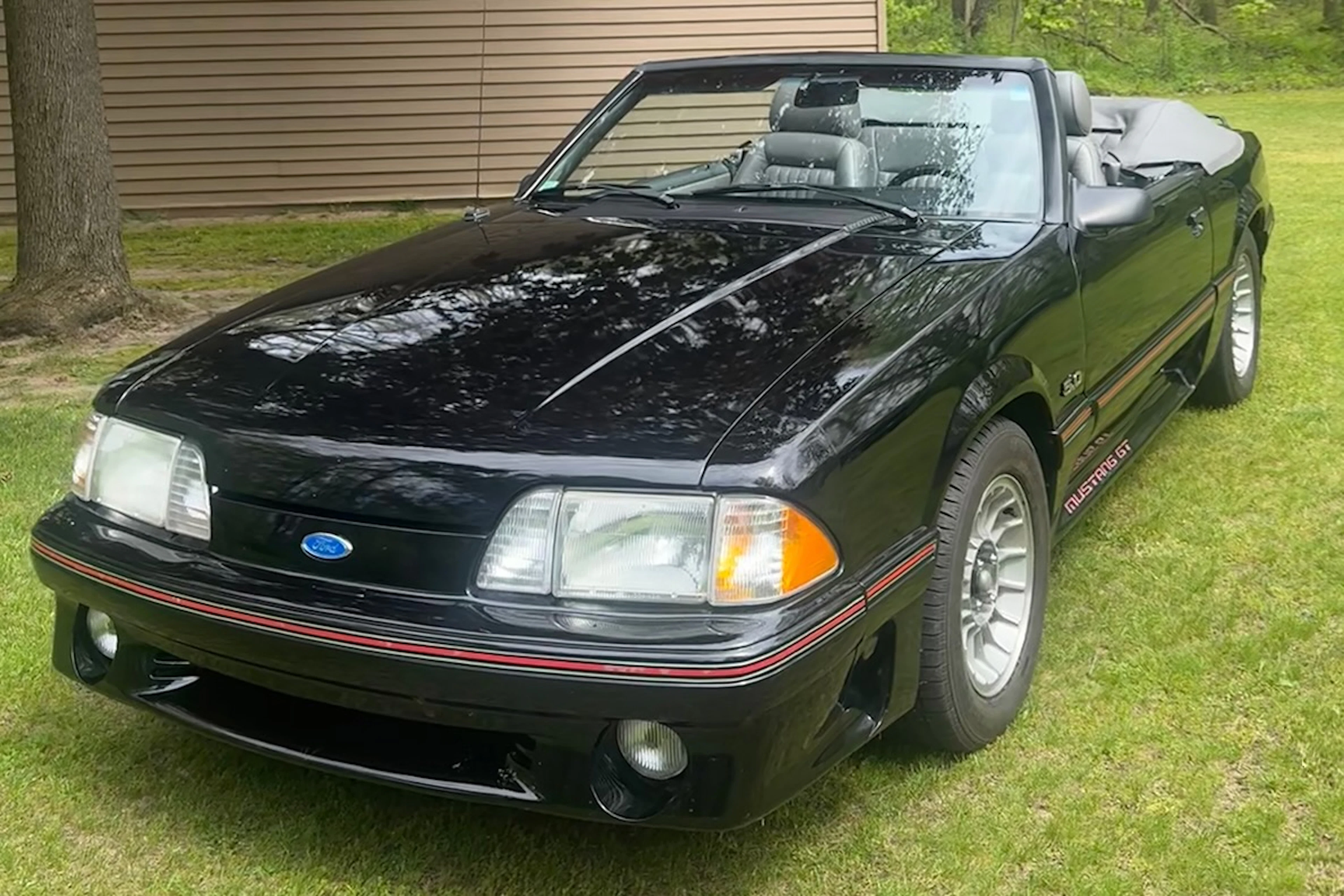 1987 Ford Mustang GT 5.0 Convertible