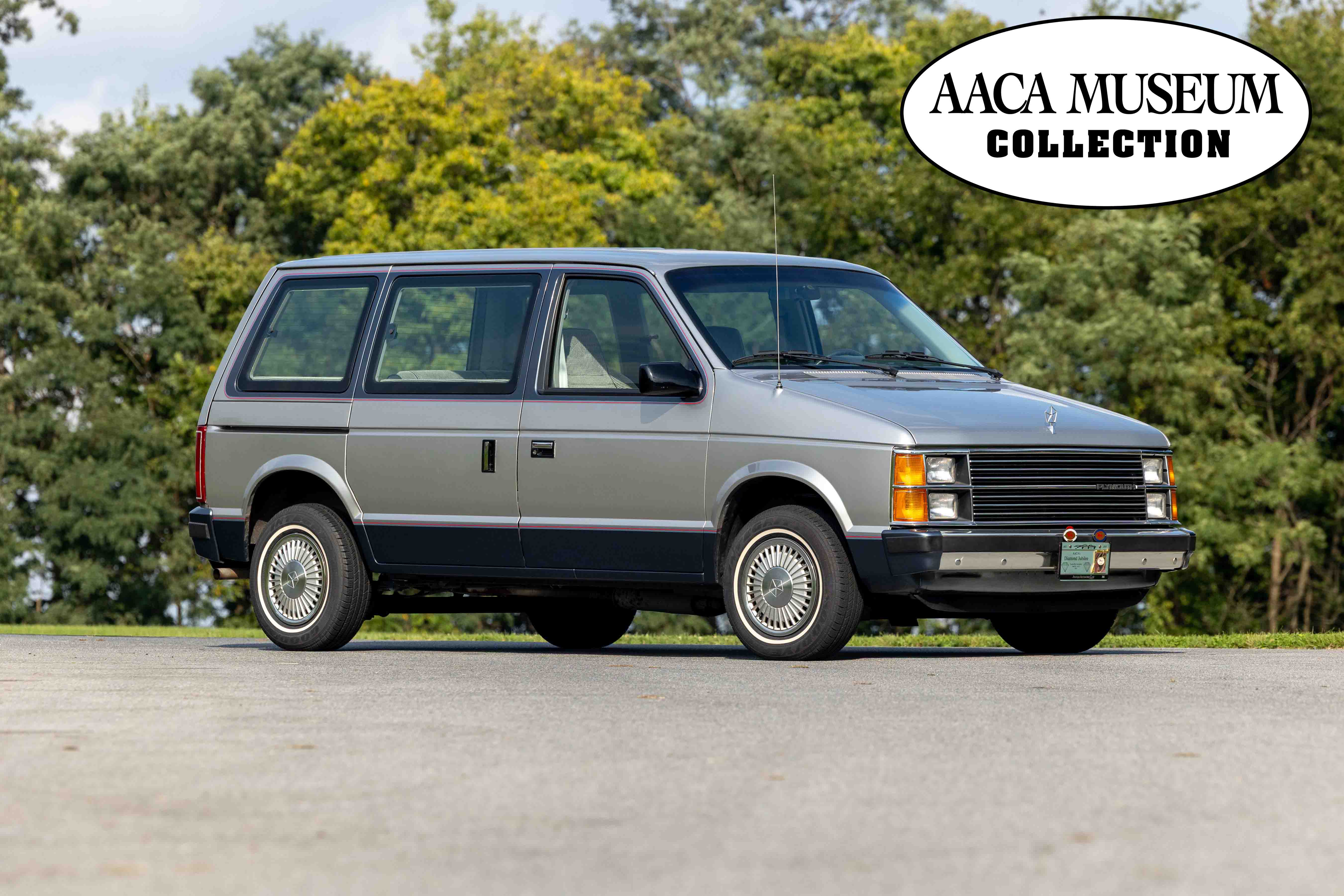 1984 Plymouth Voyager LE