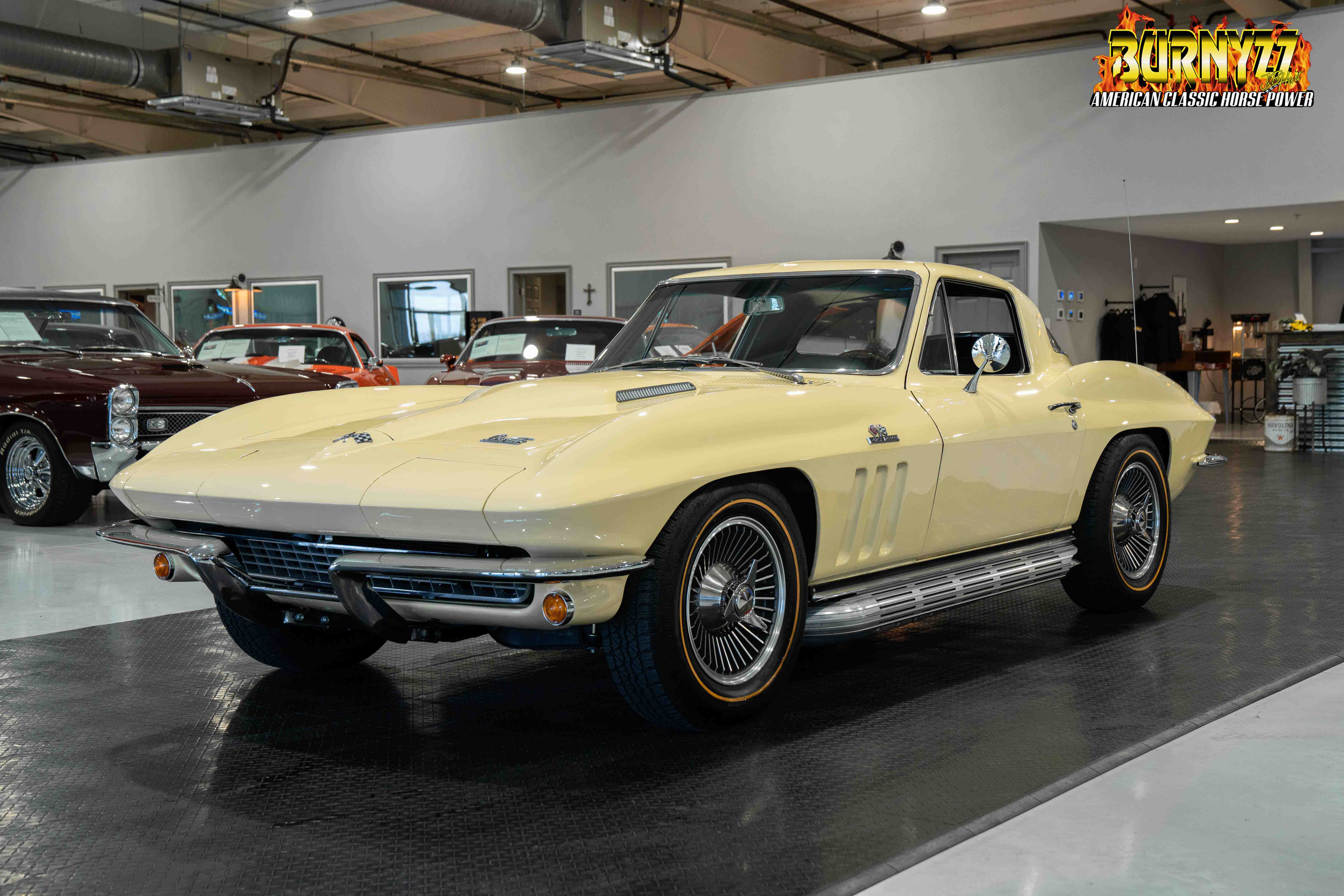 CHEVROLET CORVETTE STING RAY COUPE ✩中古品✩ 1964 Chevrolet Corvette Sting Ray 327 (C2) For Sale By Auction