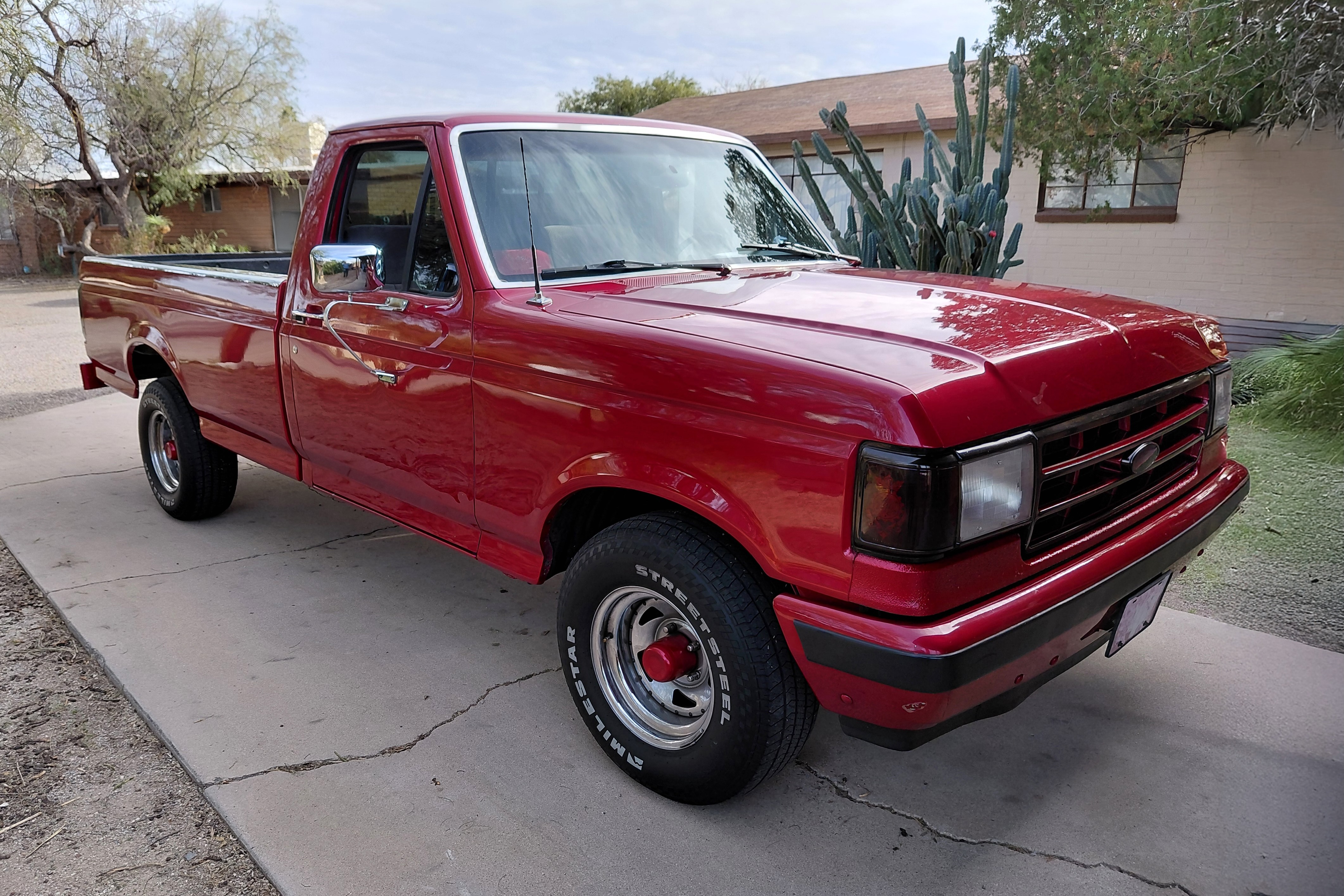 1990 Ford F-150 XLT Lariat