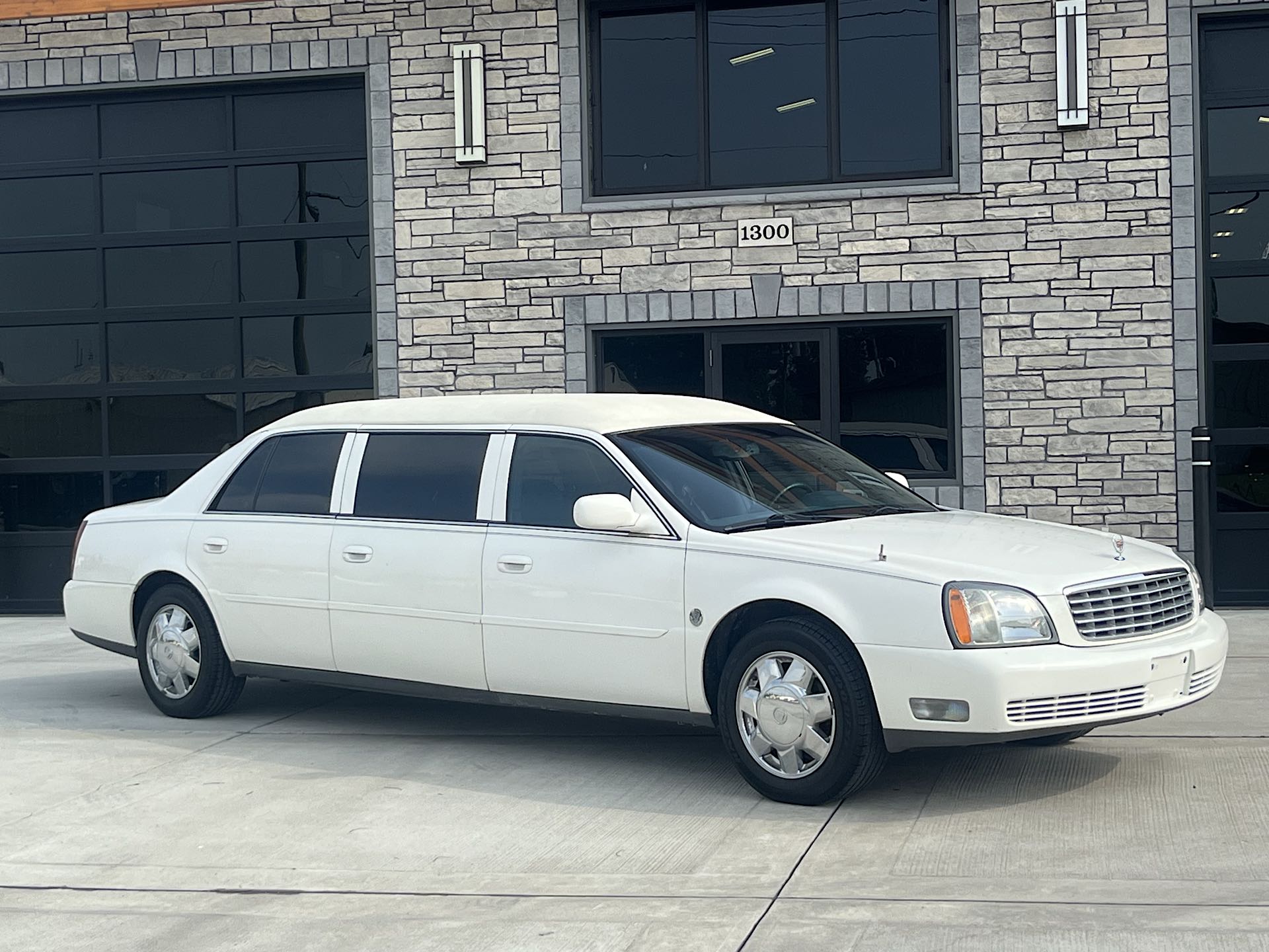 2005 Cadillac DeVille Limousine by Federal Coach for sale