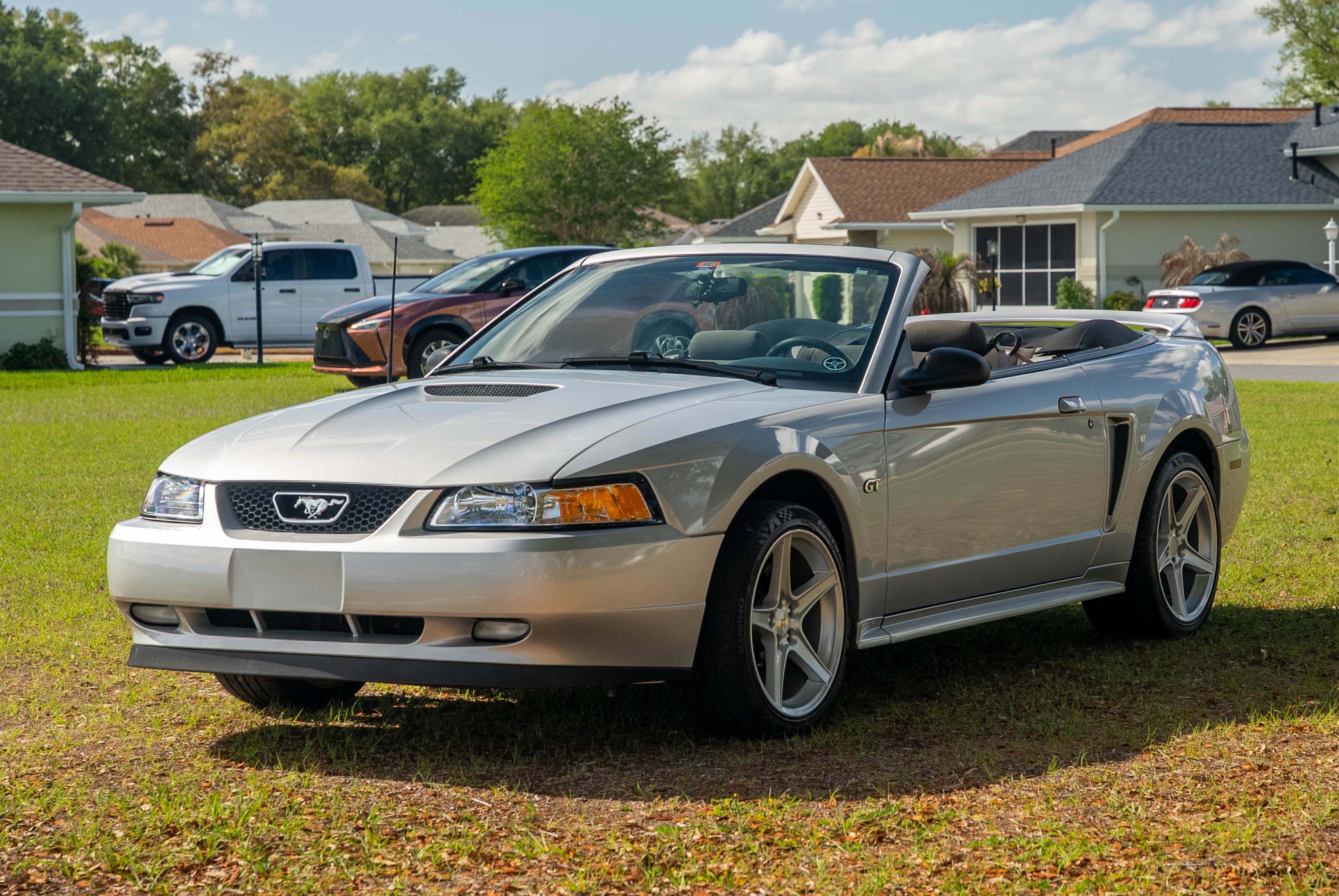 2000 Ford Mustang GT Convertible 5-Speed
