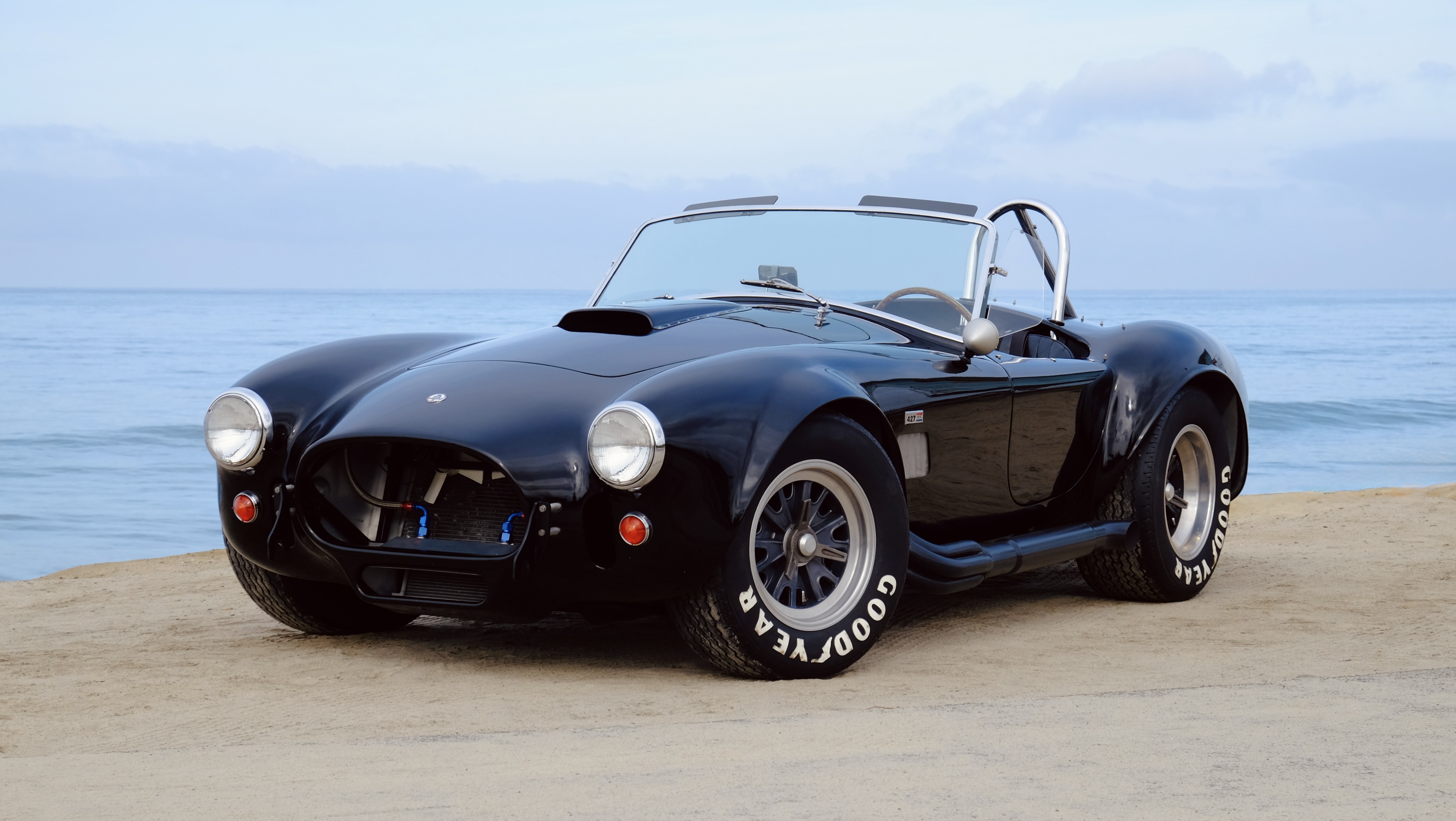 Aluminum-Bodied Shelby Cobra 427 CSX4000 5-Speed