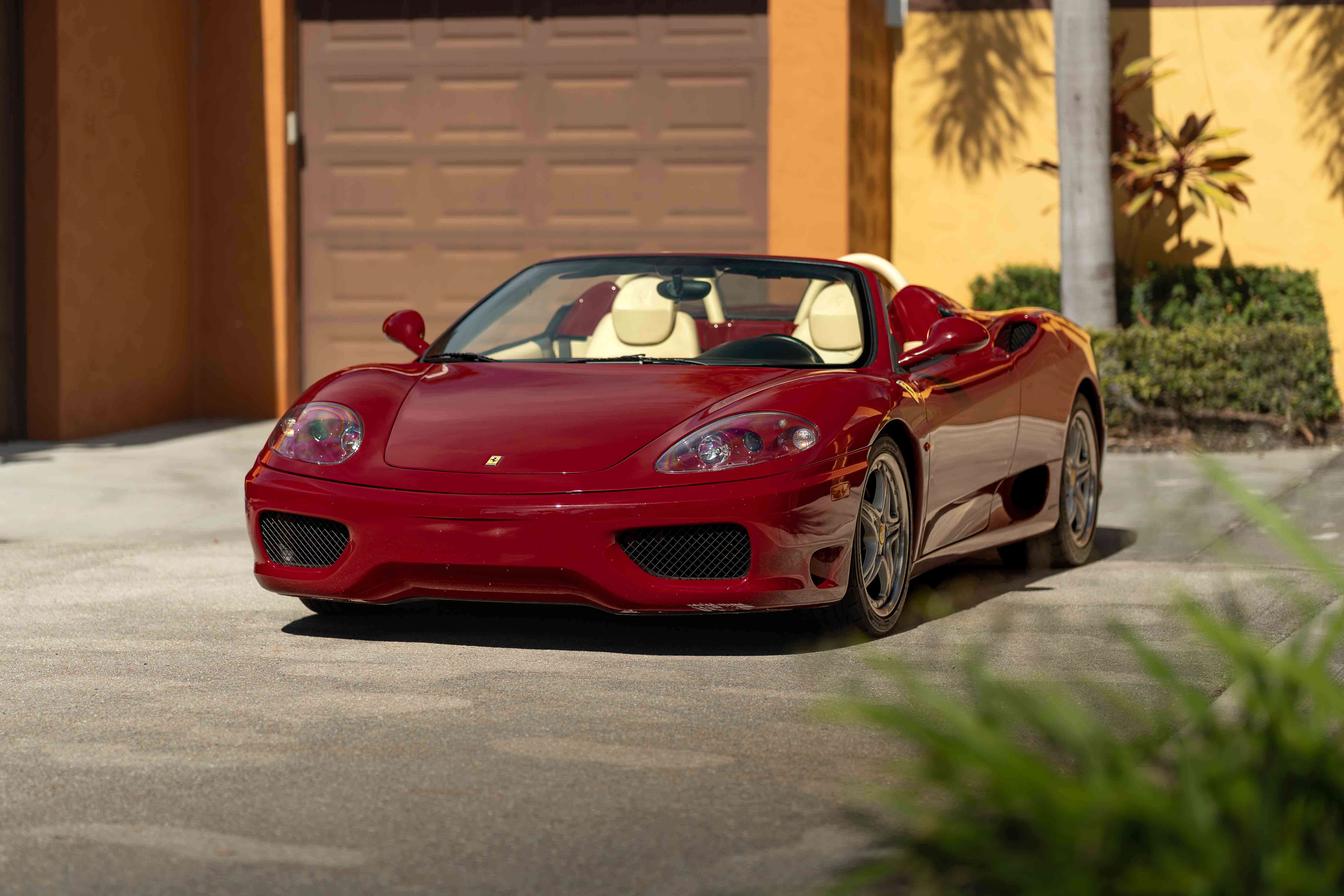 Ferrari36002