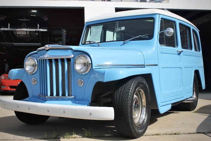 Modified 1953 Willys Jeep Station Wagon
