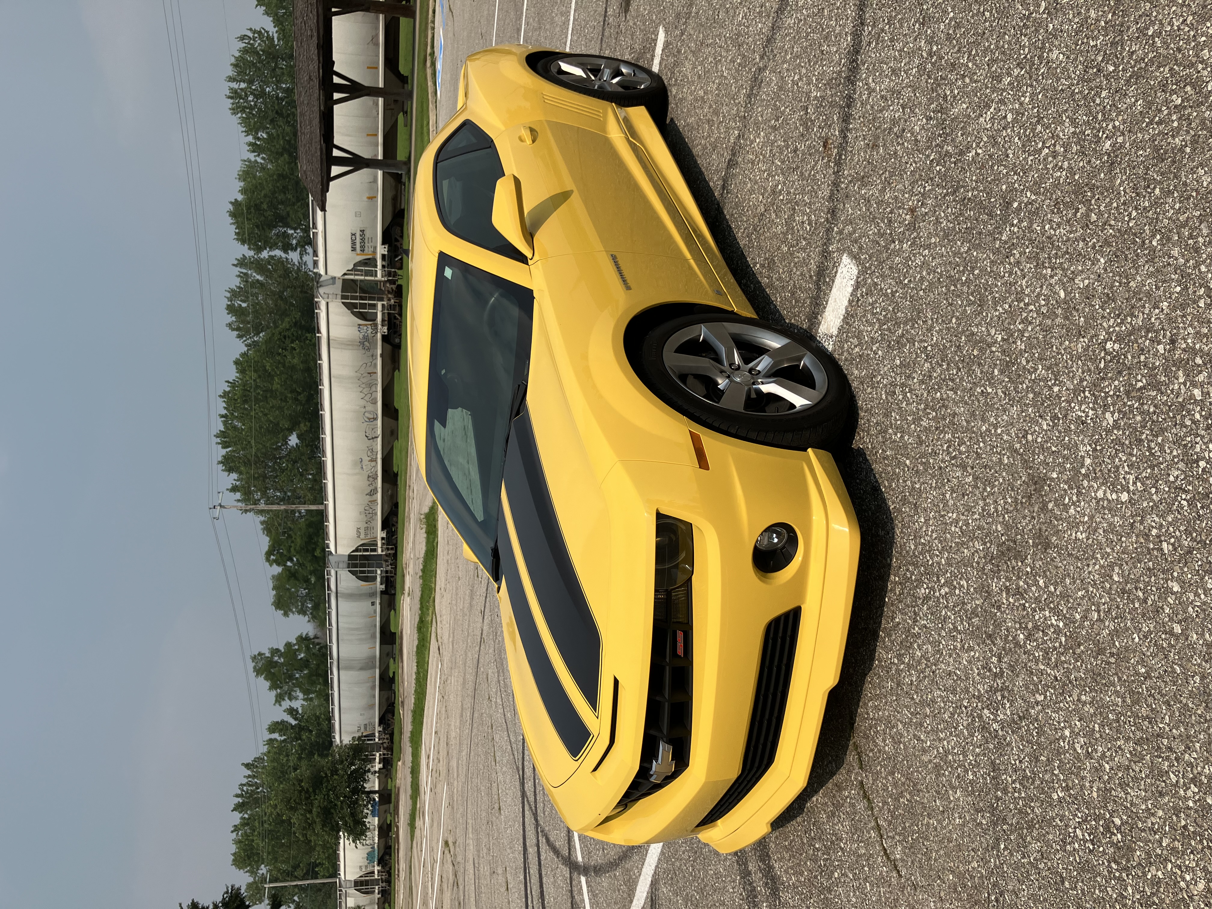 15k-Mile 2010 Chevrolet Camaro Coupe SS/RS 6-Speed